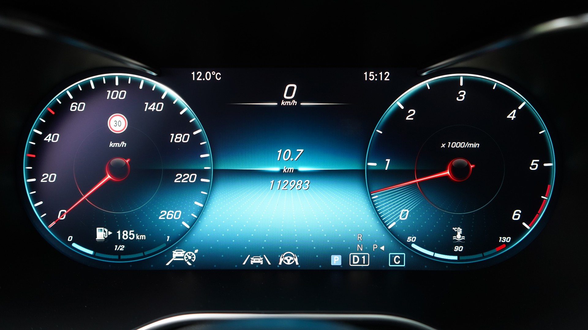 MERCEDES-BENZ GLC 400 d 4Matic AMG Line 9G-Tronic-image-10