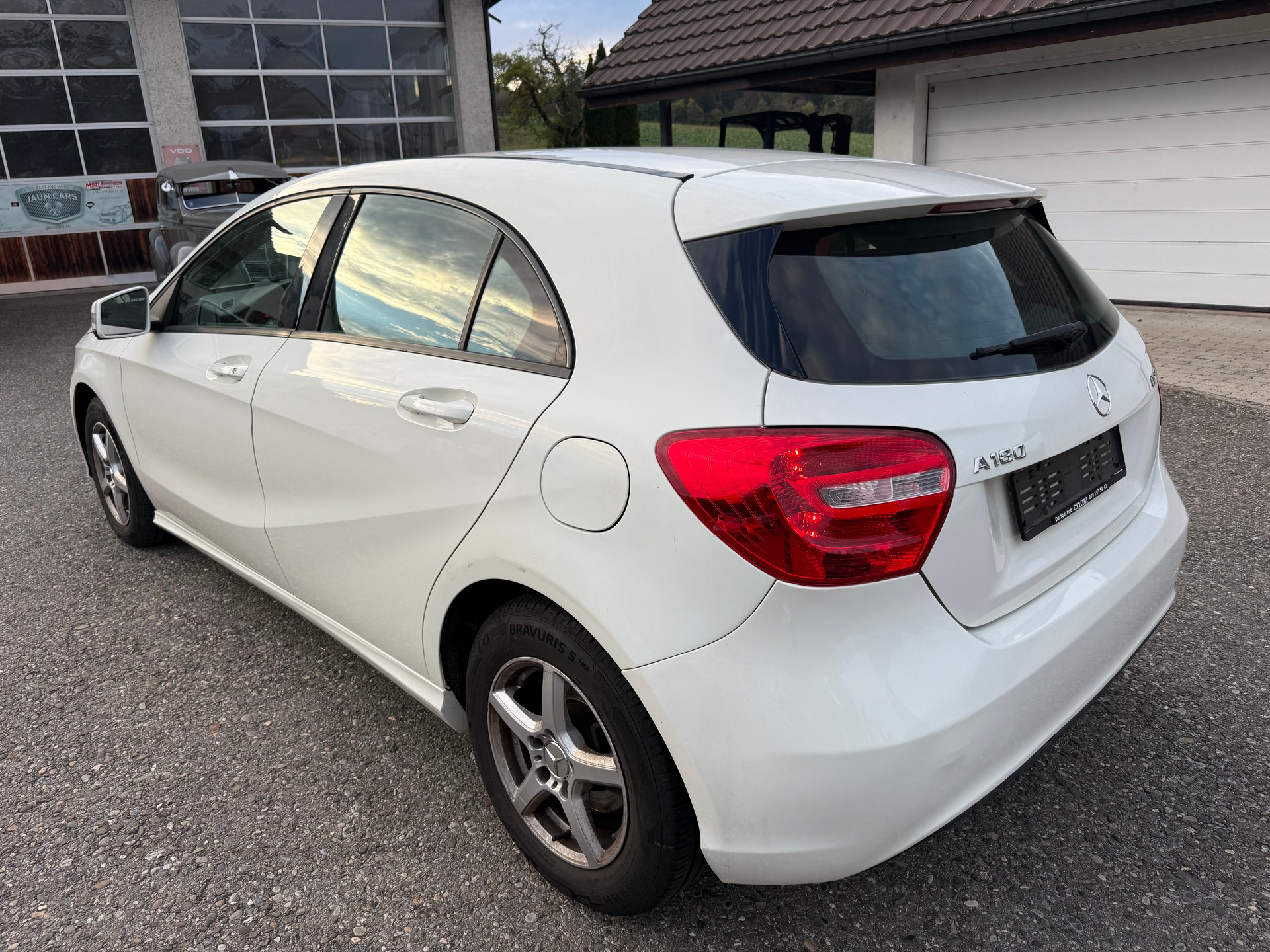 MERCEDES-BENZ A 180 CDI BlueEfficiency Edition-image-6