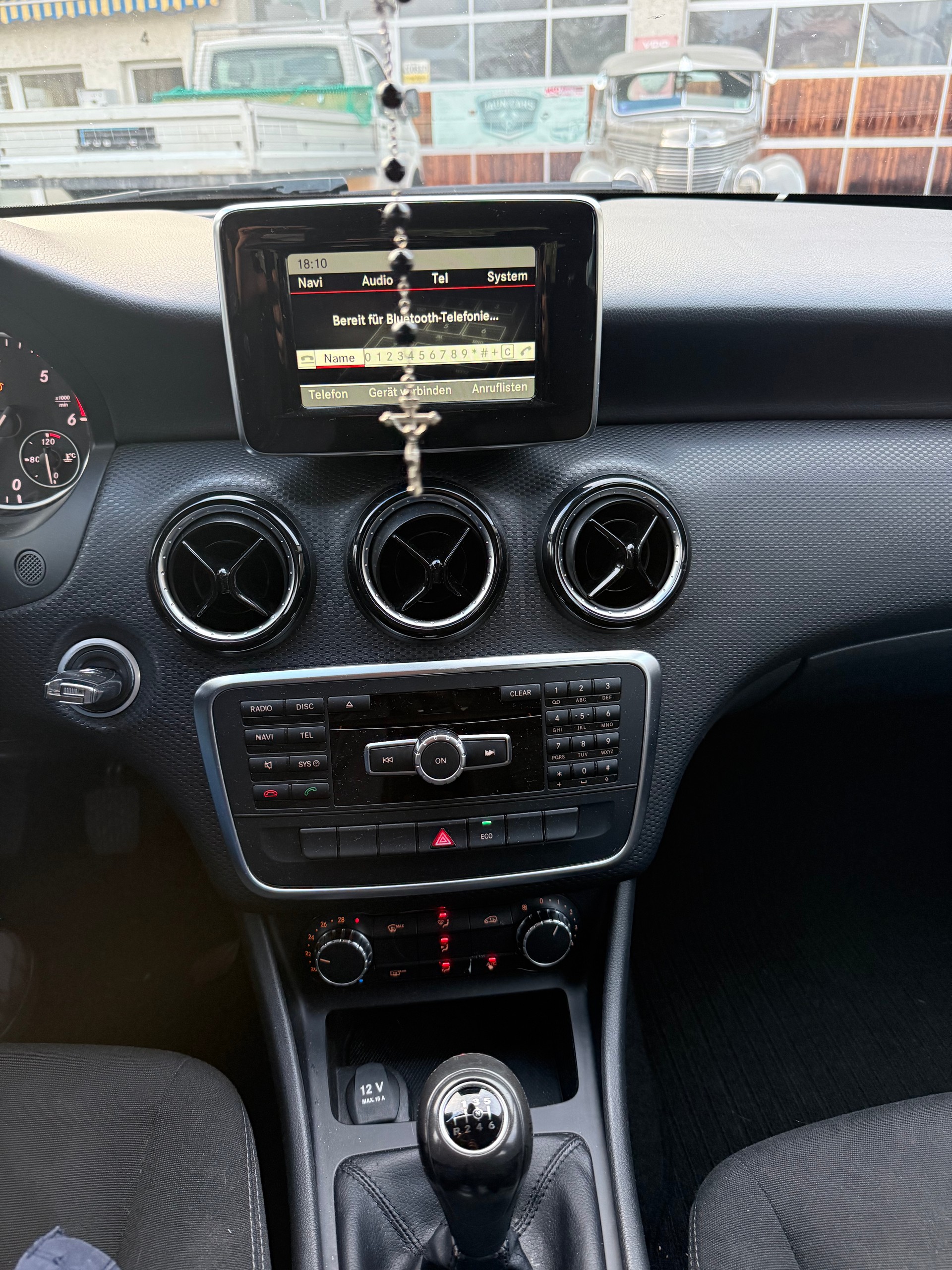MERCEDES-BENZ A 180 CDI BlueEfficiency Edition-image-13