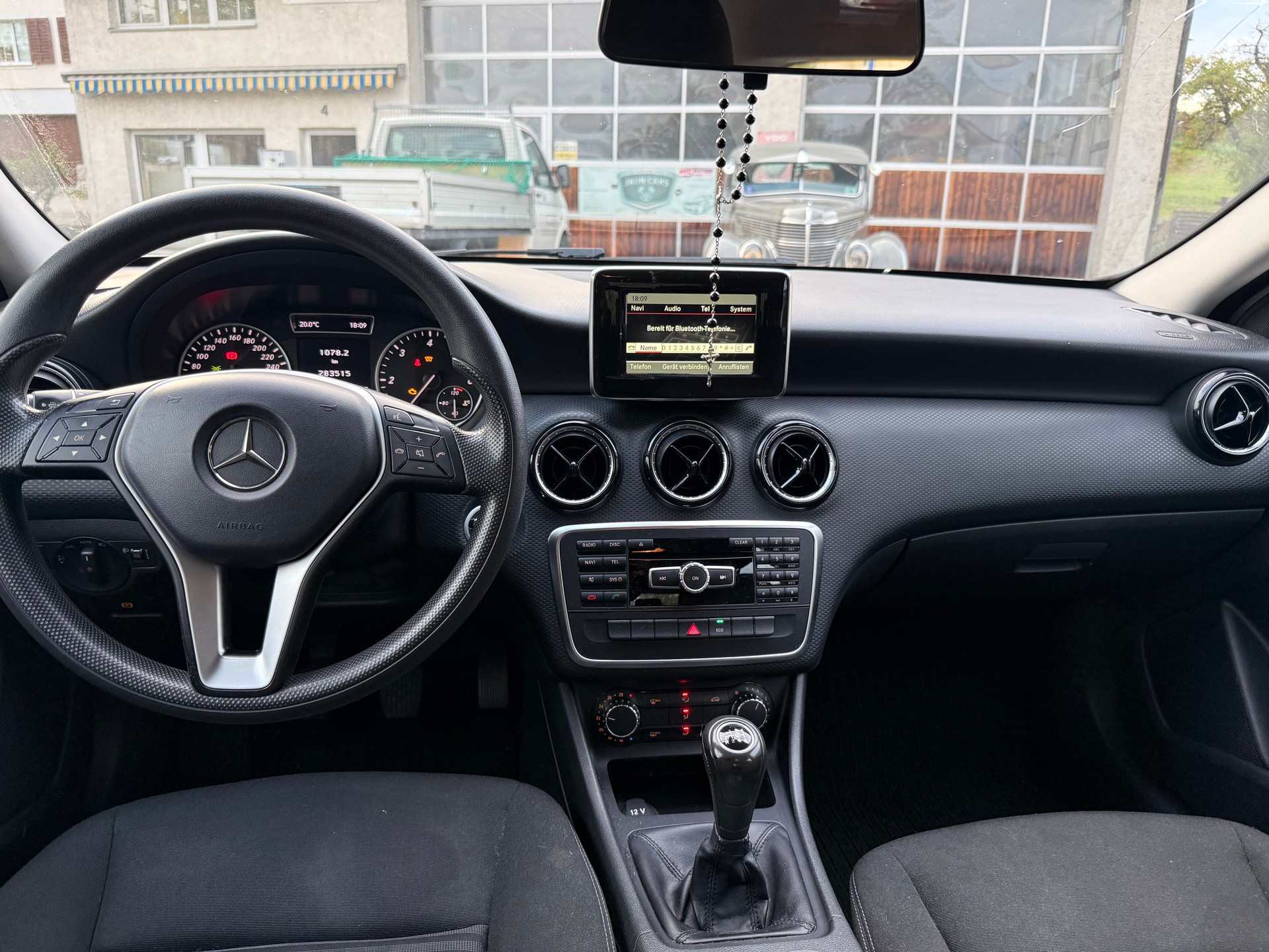 MERCEDES-BENZ A 180 CDI BlueEfficiency Edition-image-10