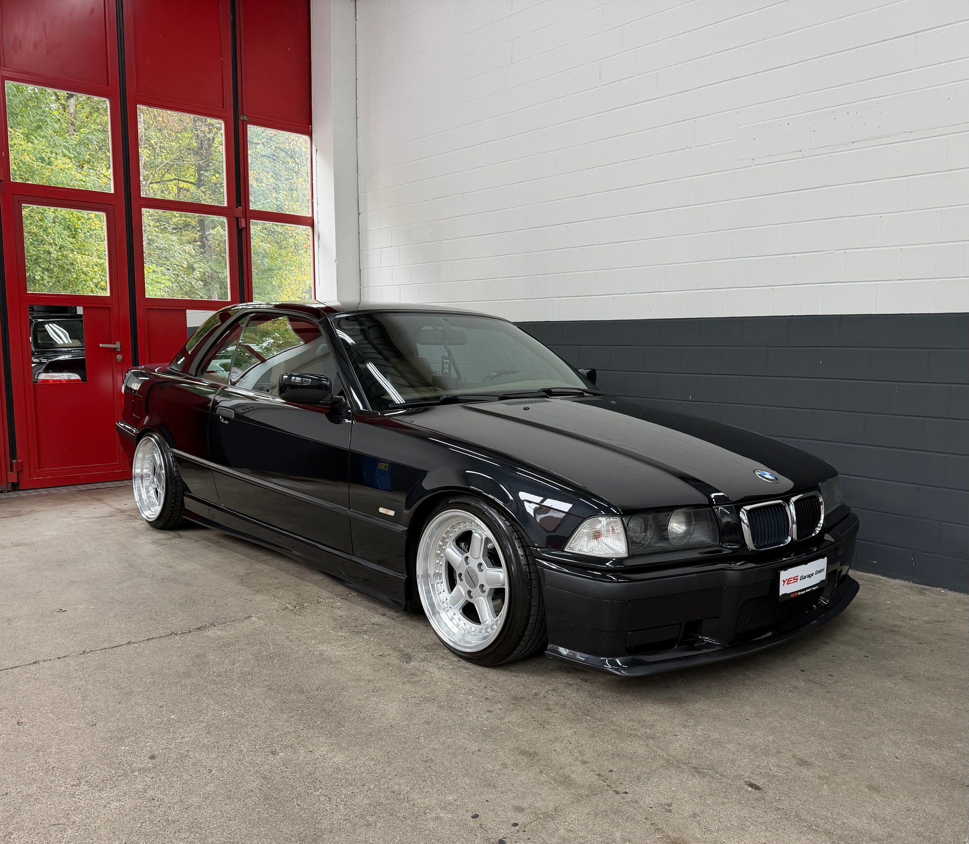 BMW 320i Cabrio Sport //NEU AB MFK!-image-1