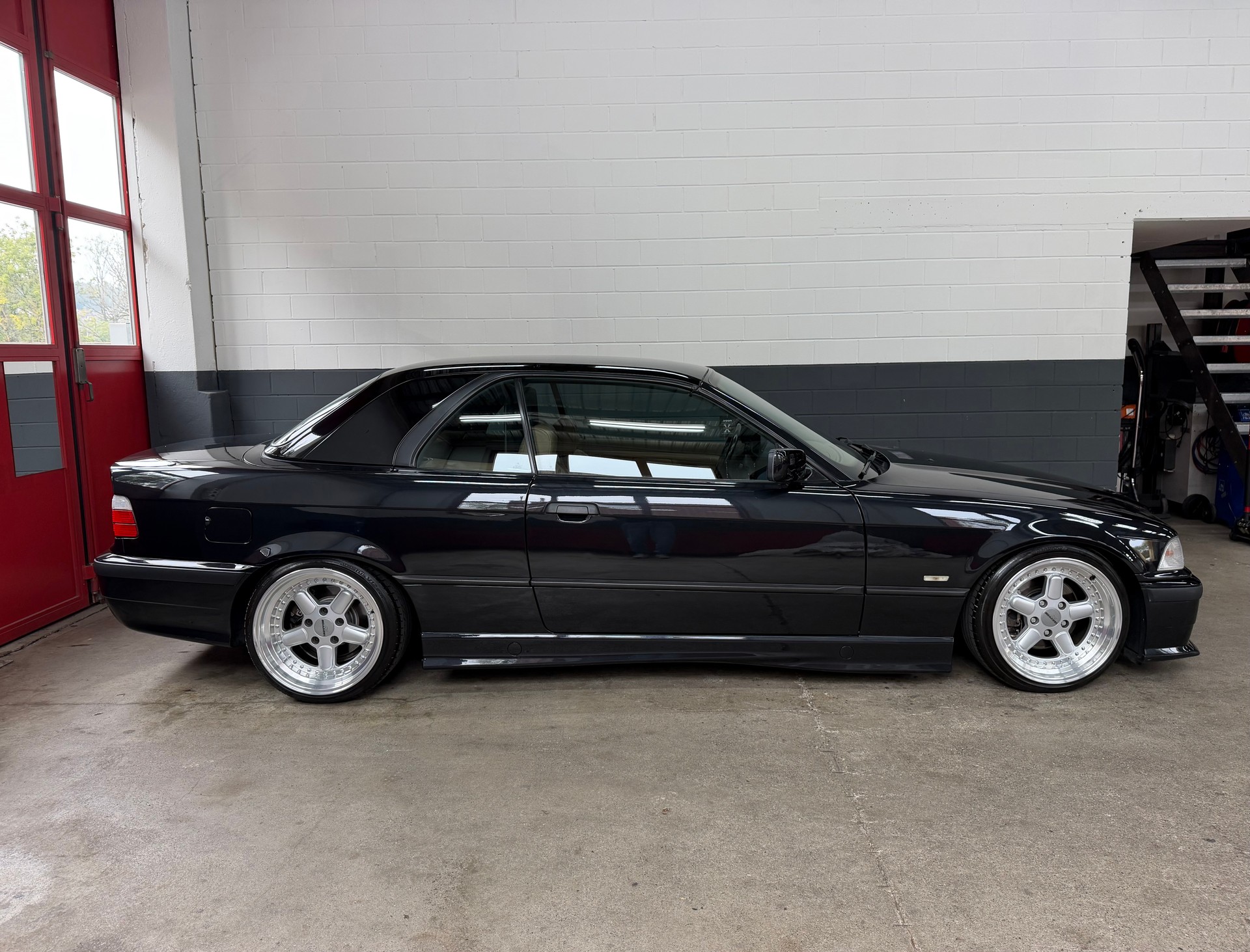 BMW 320i Cabrio Sport //NEU AB MFK!-image-5