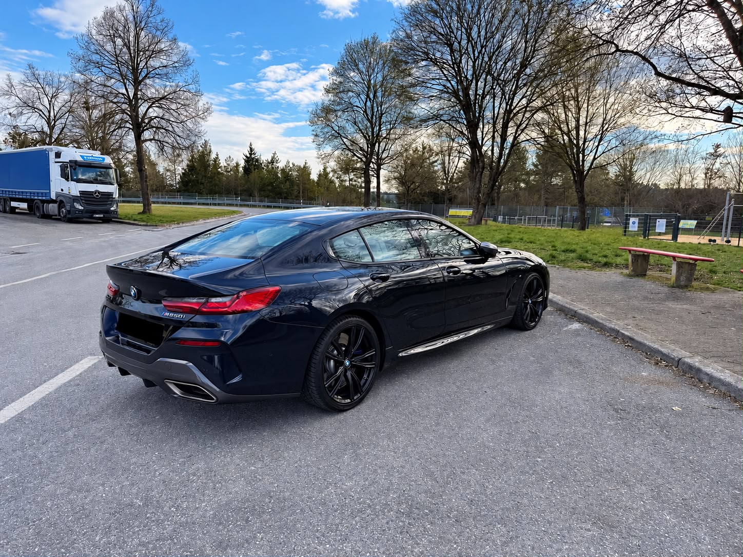 BMW M850i xDrive-image-1