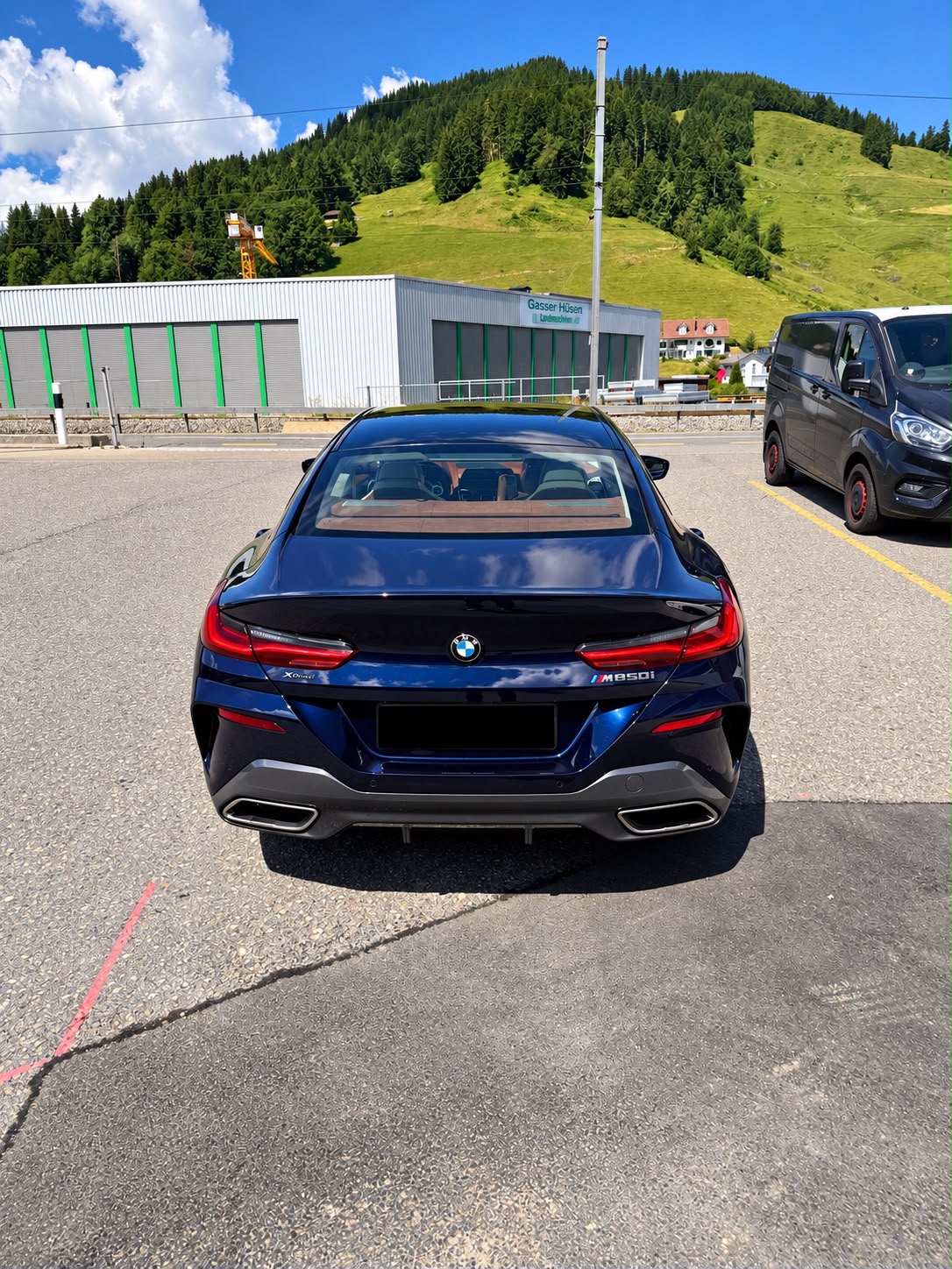BMW M850i xDrive-image-2