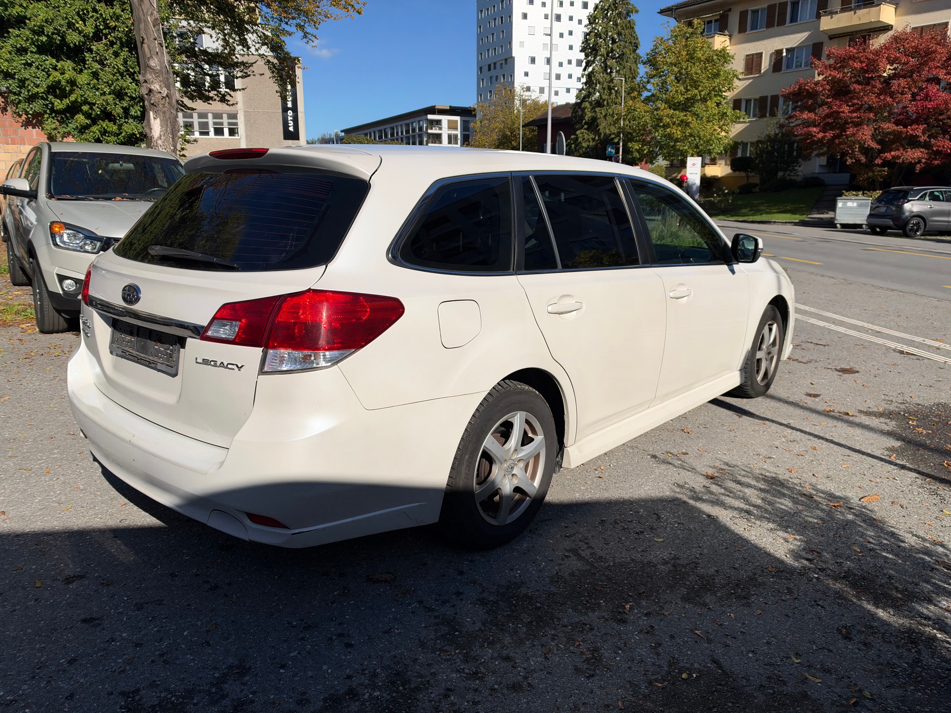 SUBARU Legacy 2.0i Swiss Special AWD Lineartronic-image-4