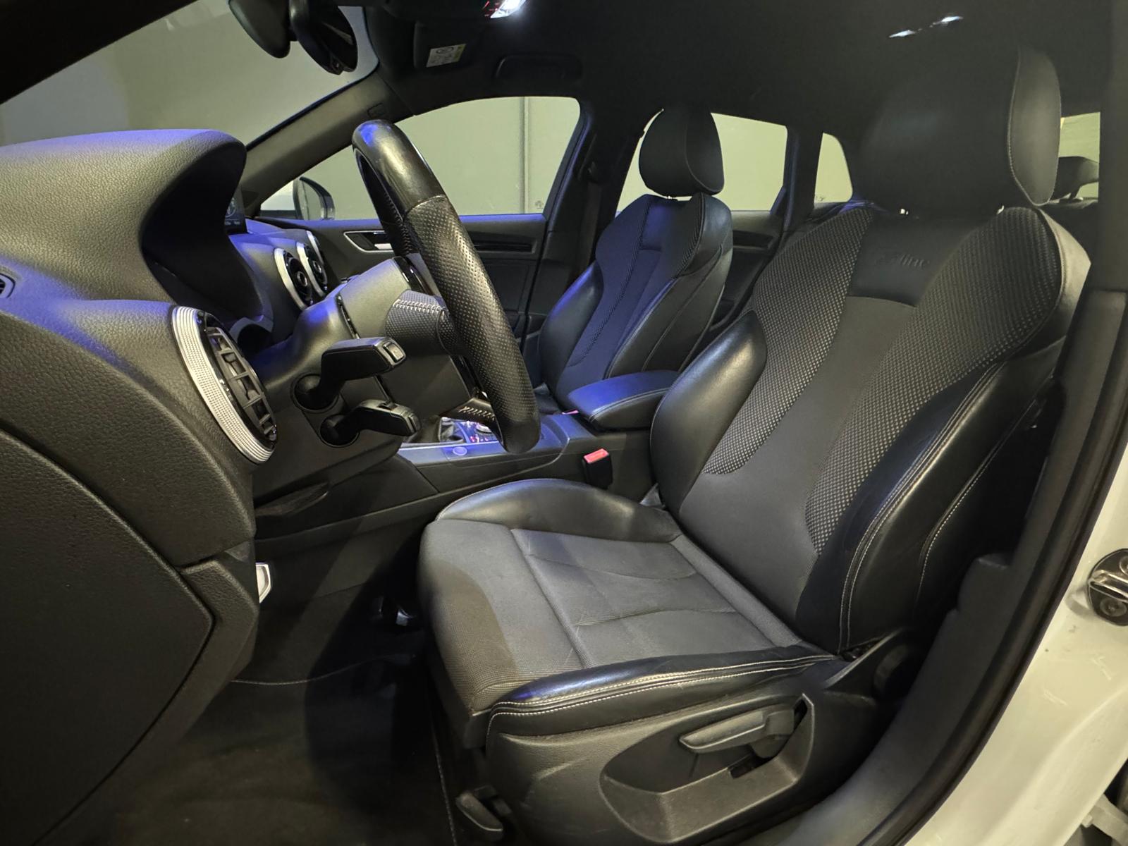 AUDI A3 Sportback 1.4 TFSI Attraction S-Line-image-9