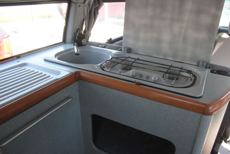 VW Wohnmobil California-image-4