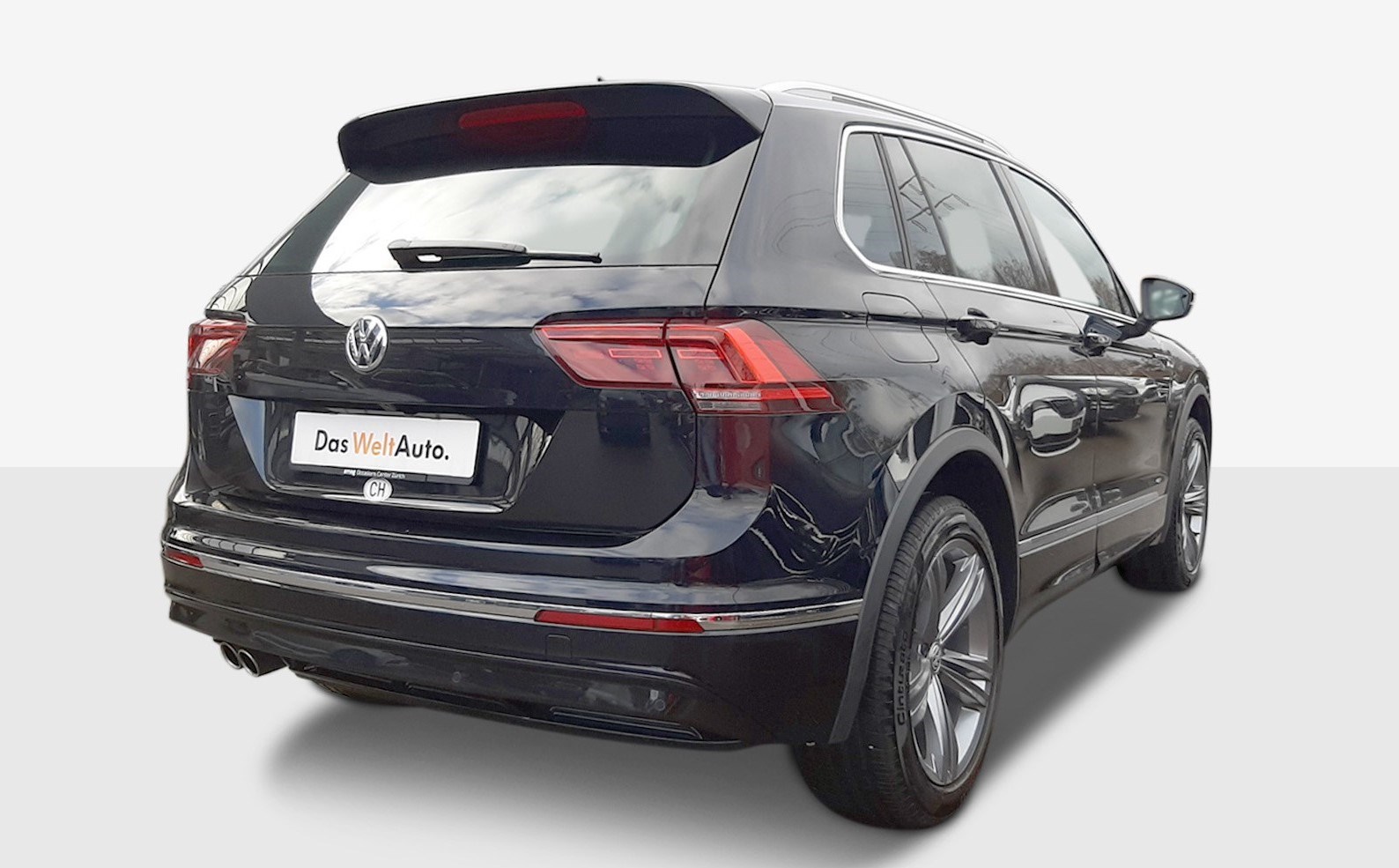 VW Tiguan 2.0 TDI SCR Highline 4Motion DSG-image-2