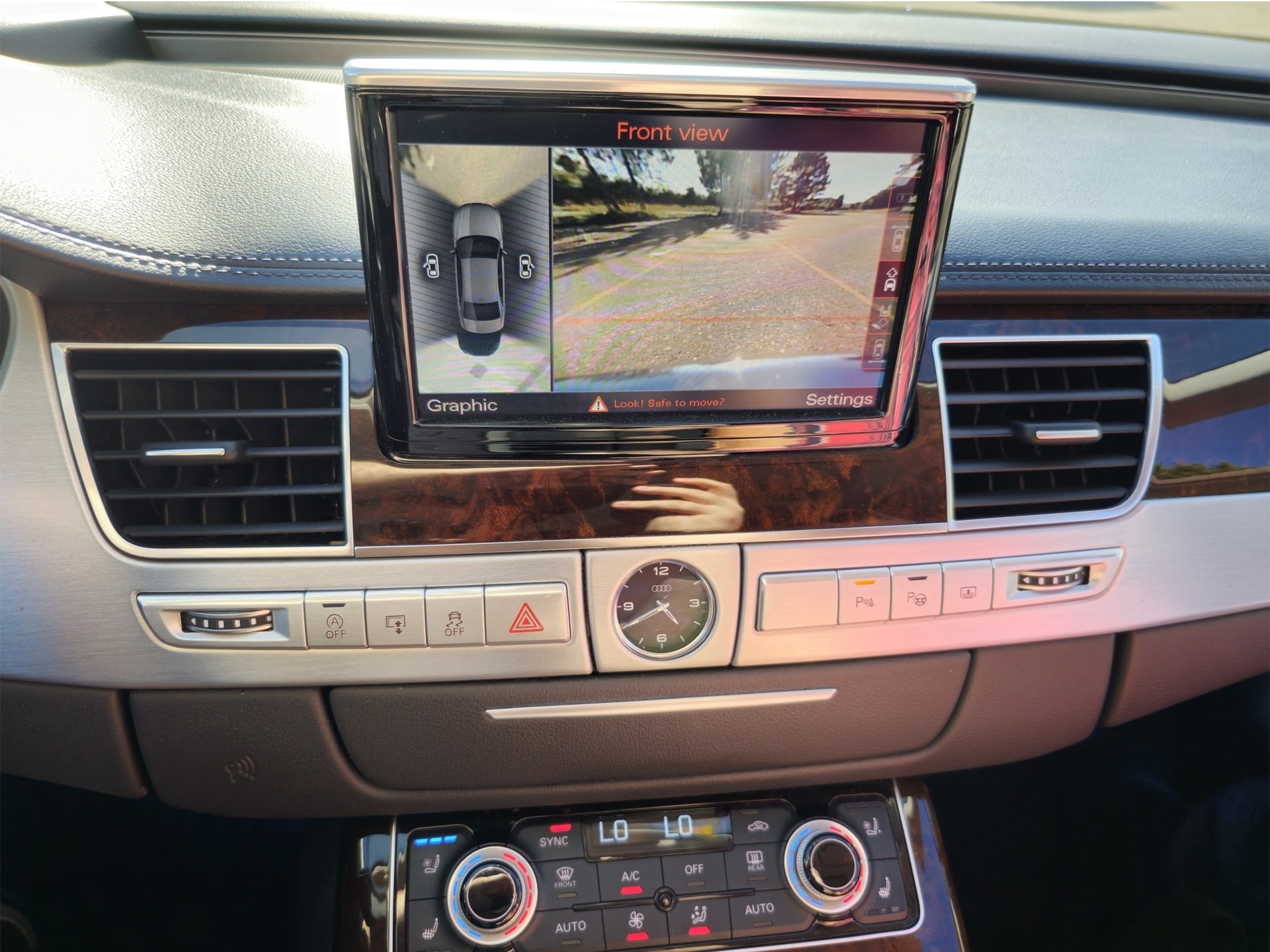 AUDI A8 3.0 TDI quattro tiptronic-image-9