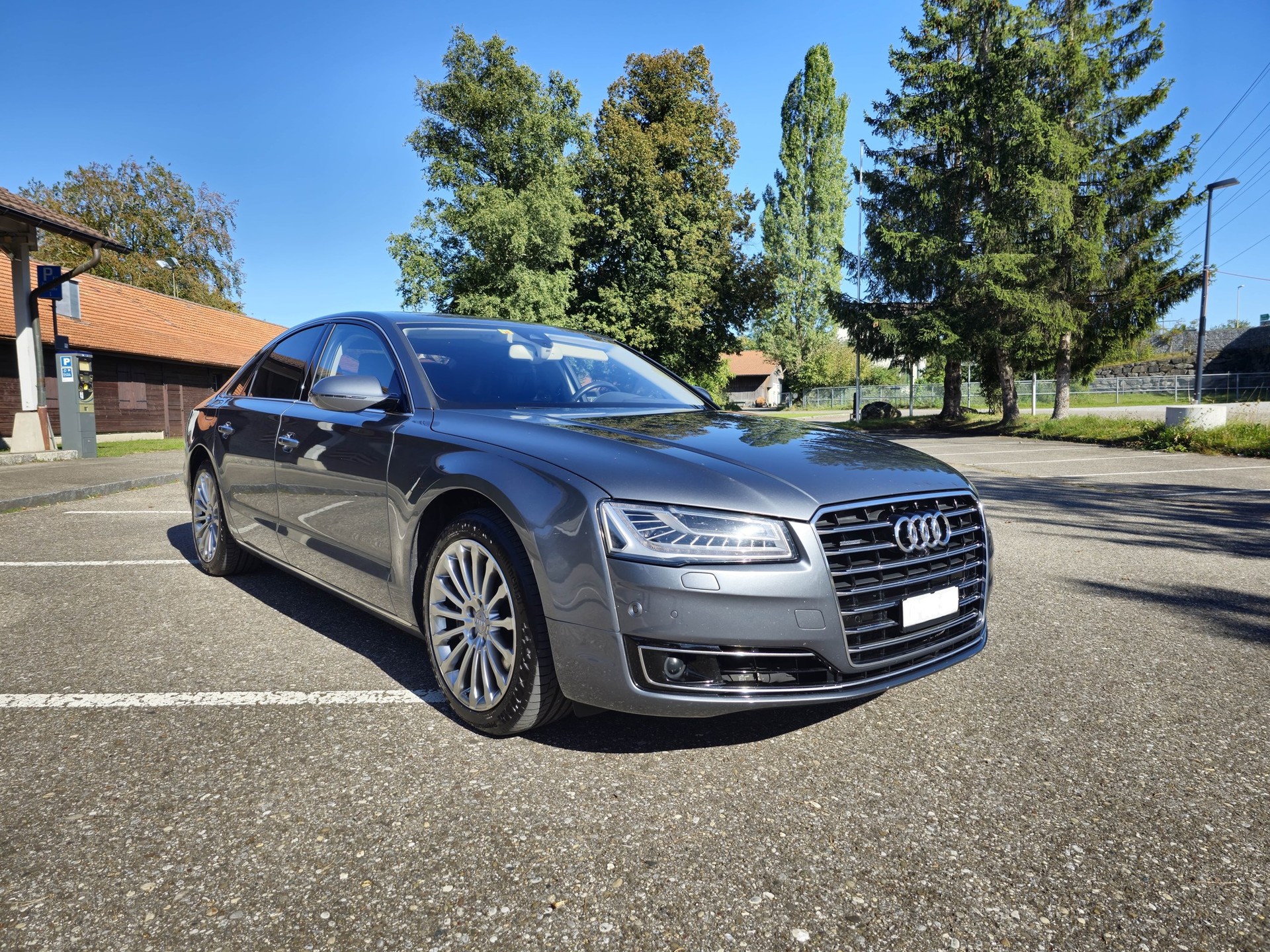 AUDI A8 3.0 TDI quattro tiptronic-image-1
