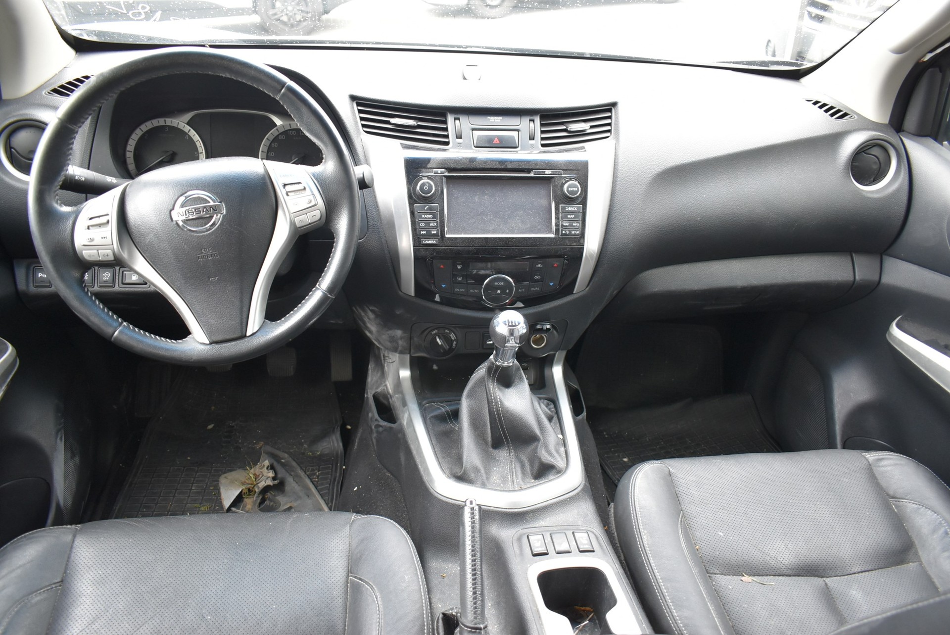 NISSAN Navara Double Cab Tekna 2.3 dCi 4WD-image-5