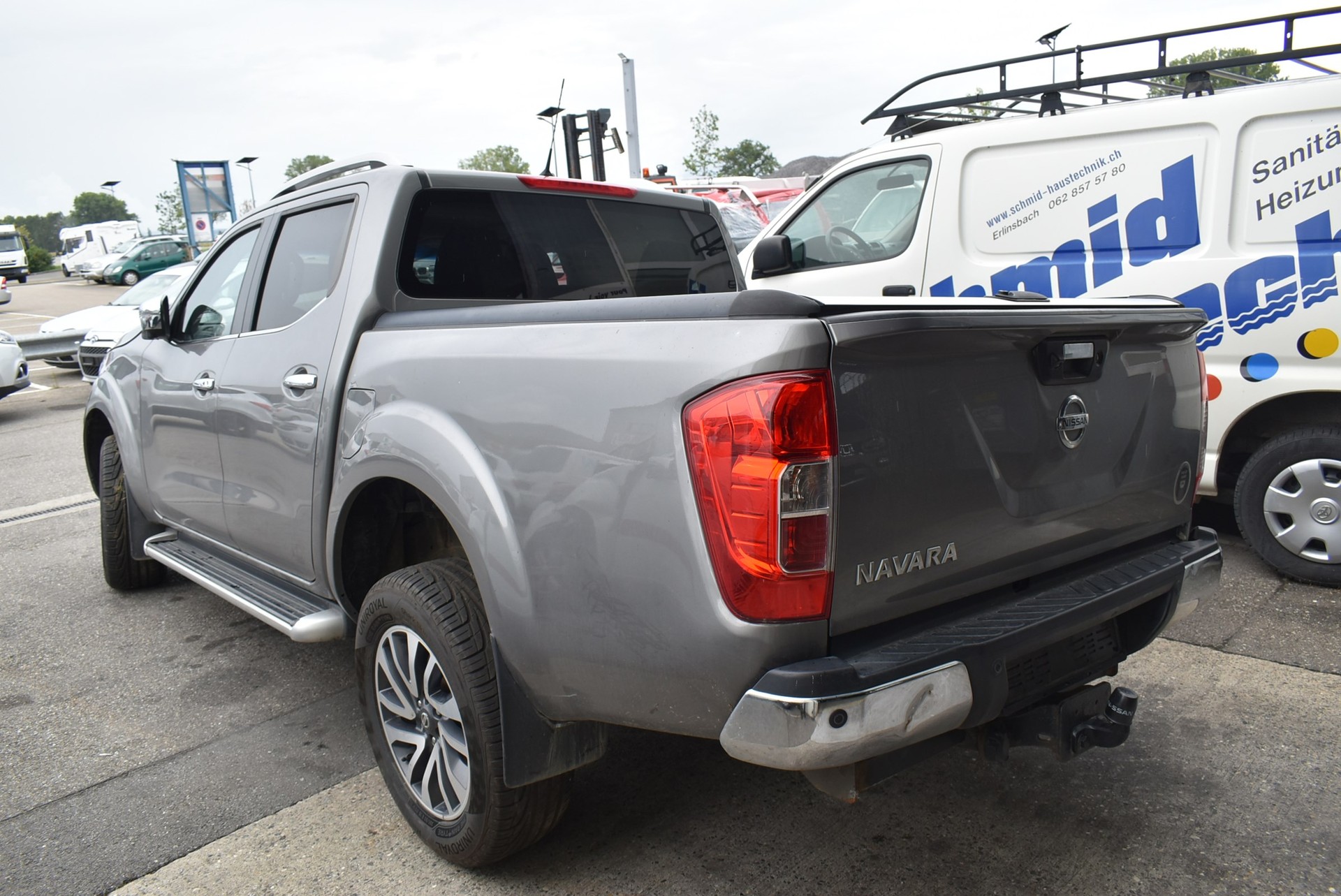 NISSAN Navara Double Cab Tekna 2.3 dCi 4WD-image-6