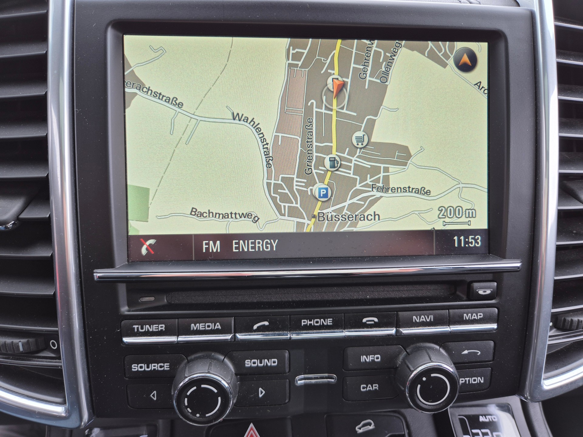 PORSCHE Cayenne Turbo-image-23