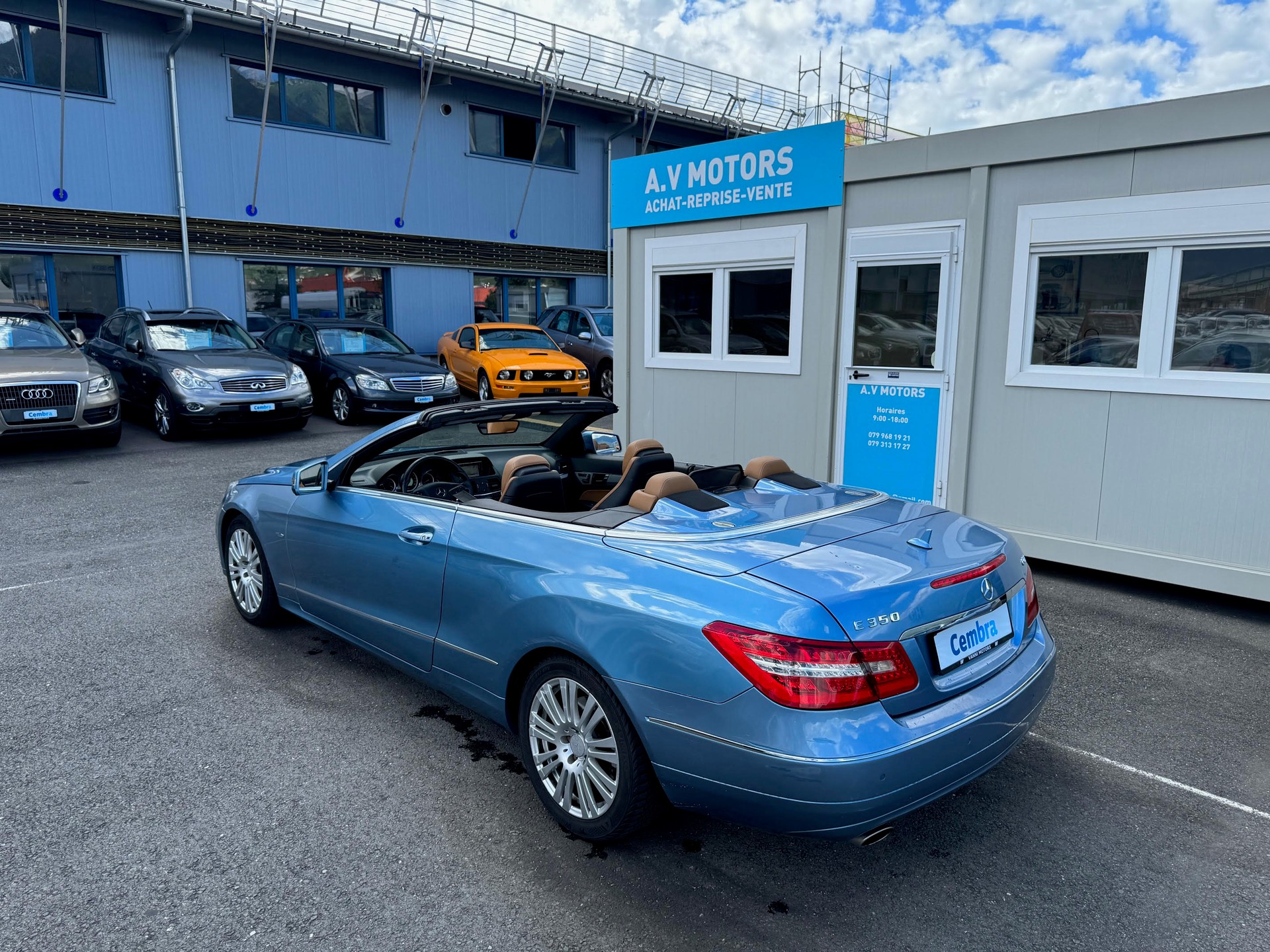 MERCEDES-BENZ E 350 CGI BlueEfficiency 7G-Tronic-image-11