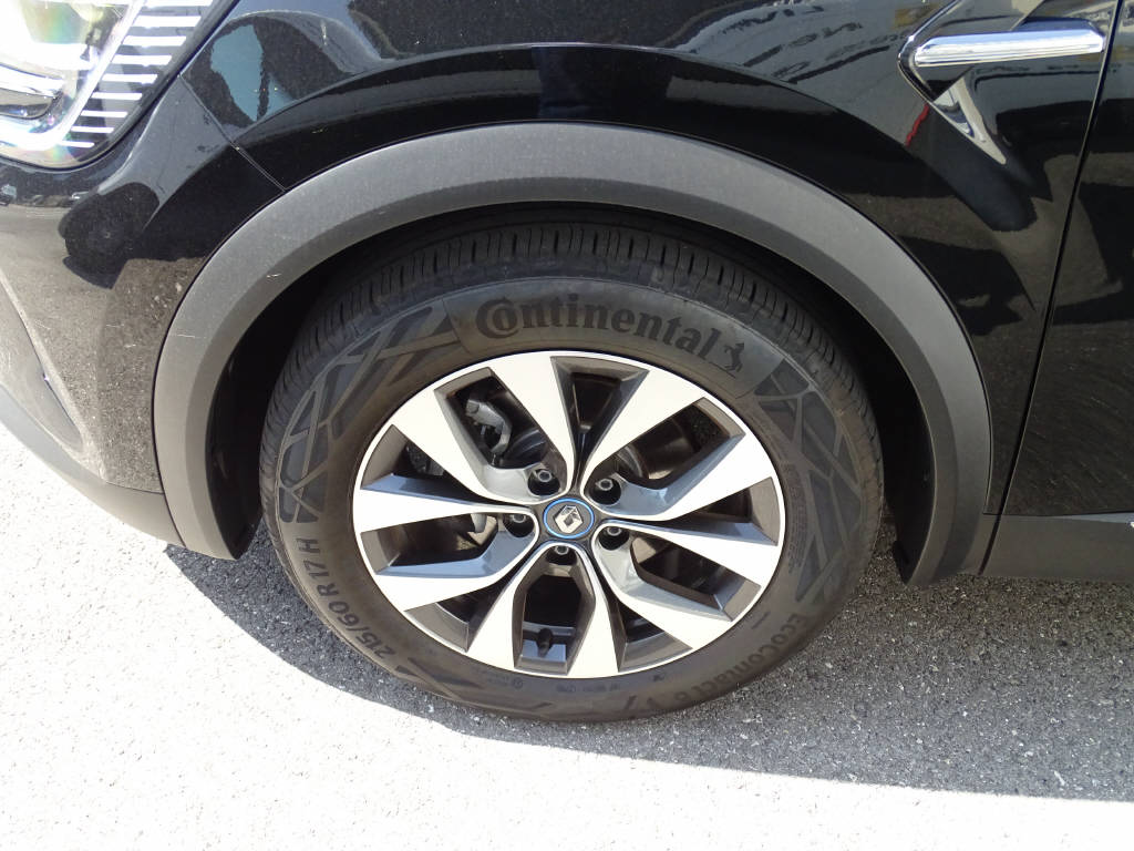 RENAULT Captur 1.6 E-Tech Plug-in Edition One-image-1