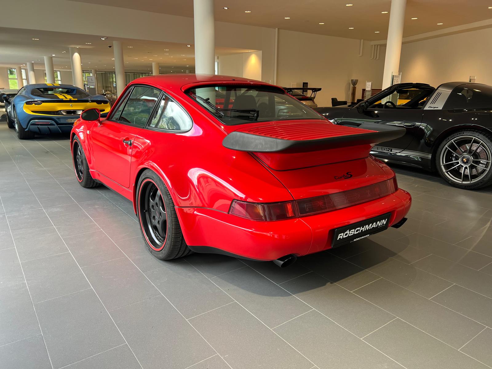 PORSCHE Turbo S-image-3