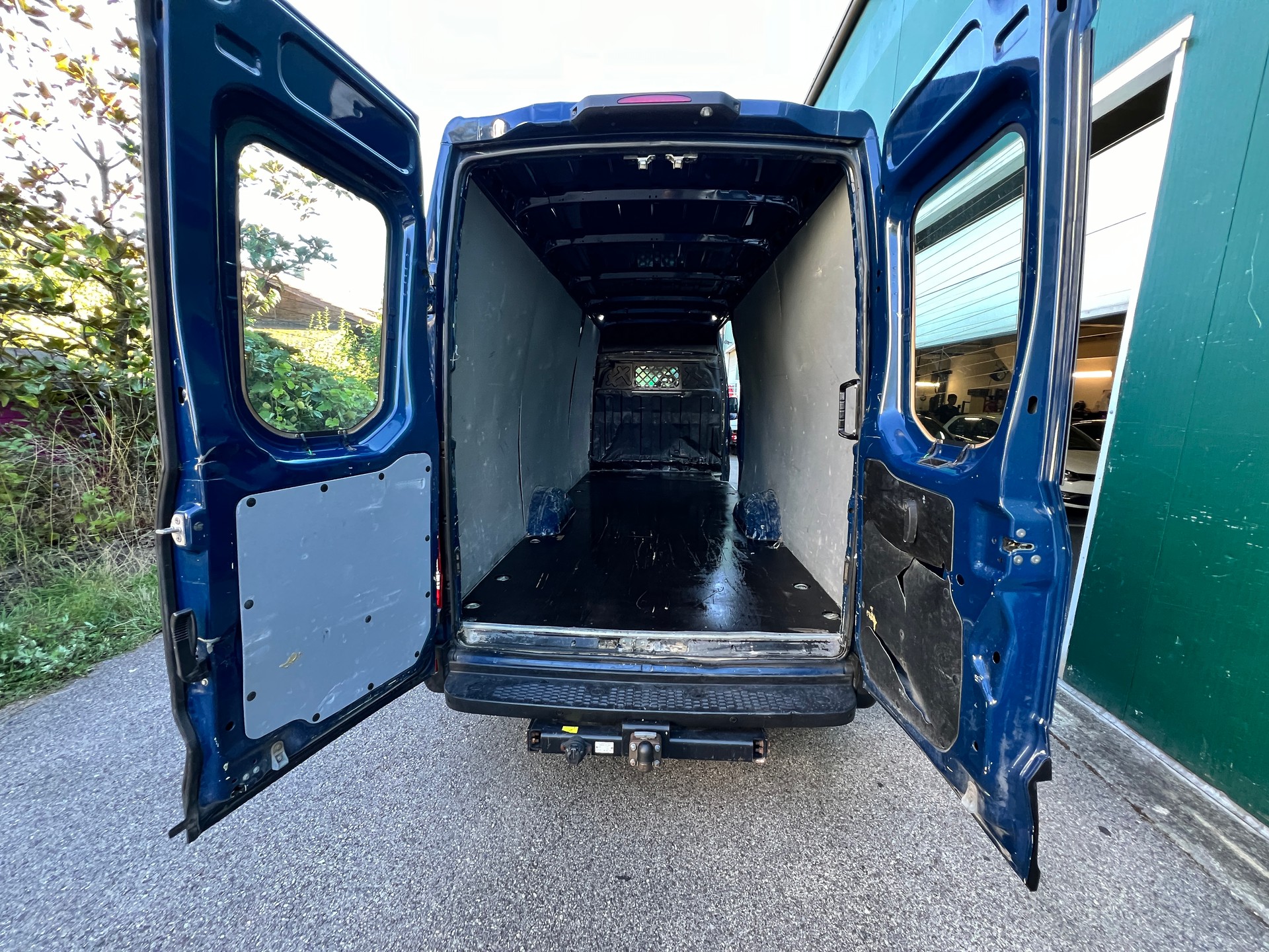 IVECO 33 S 14 A8 V-image-11