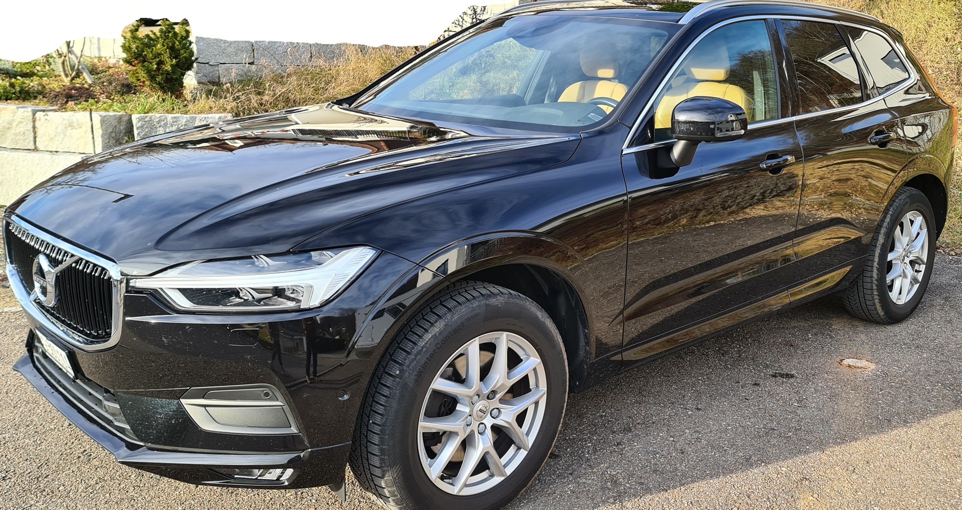 VOLVO XC60 D4 AWD Momentum Geartronic-image-2
