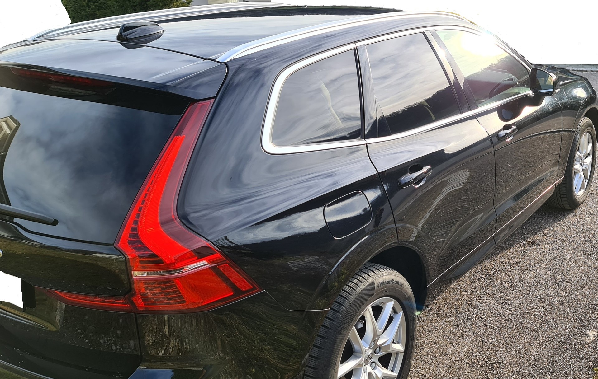 VOLVO XC60 D4 AWD Momentum Geartronic-image-1