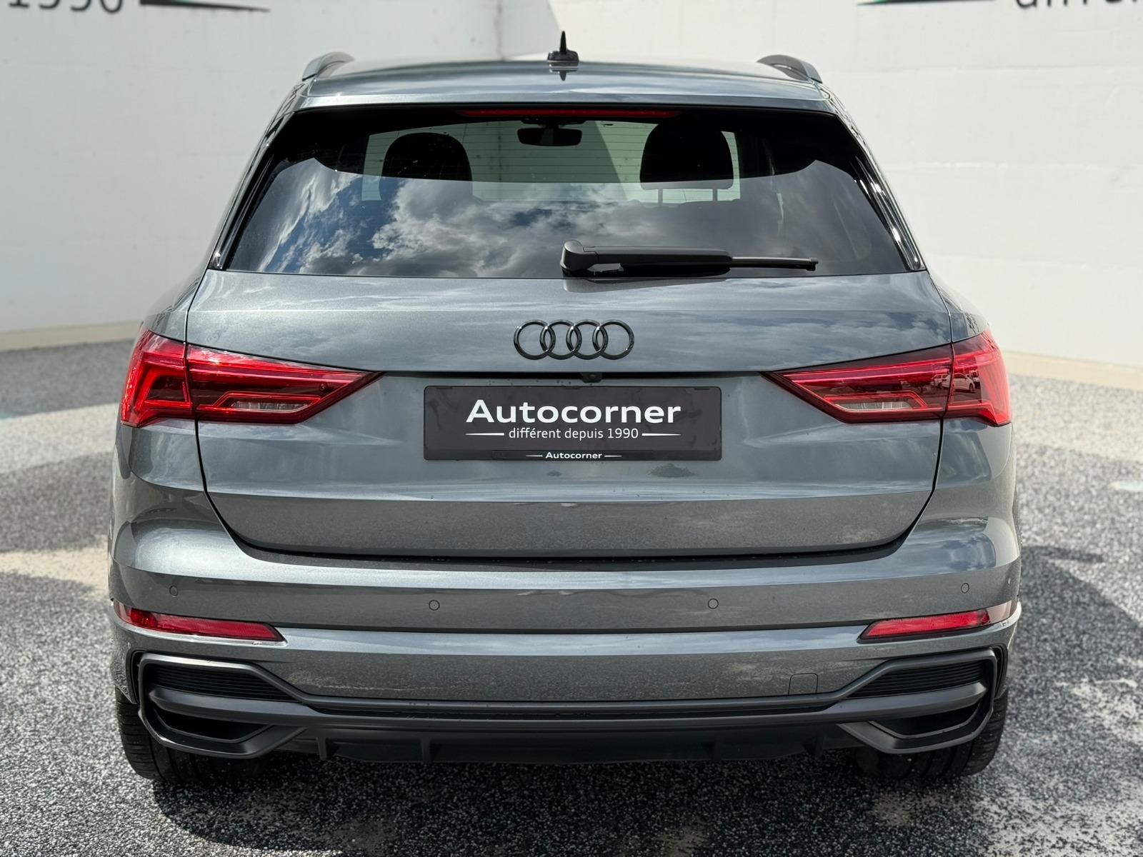 AUDI Q3 45 TFSI e S line S-tronic-image-5