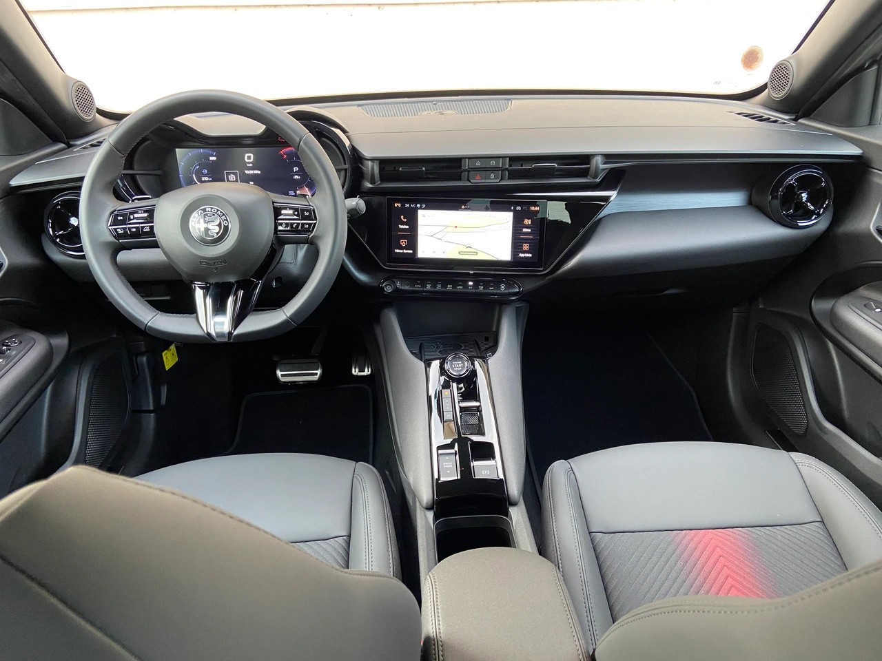 ALFA ROMEO Junior 1.2 48V Hybrid Speciale-image-3