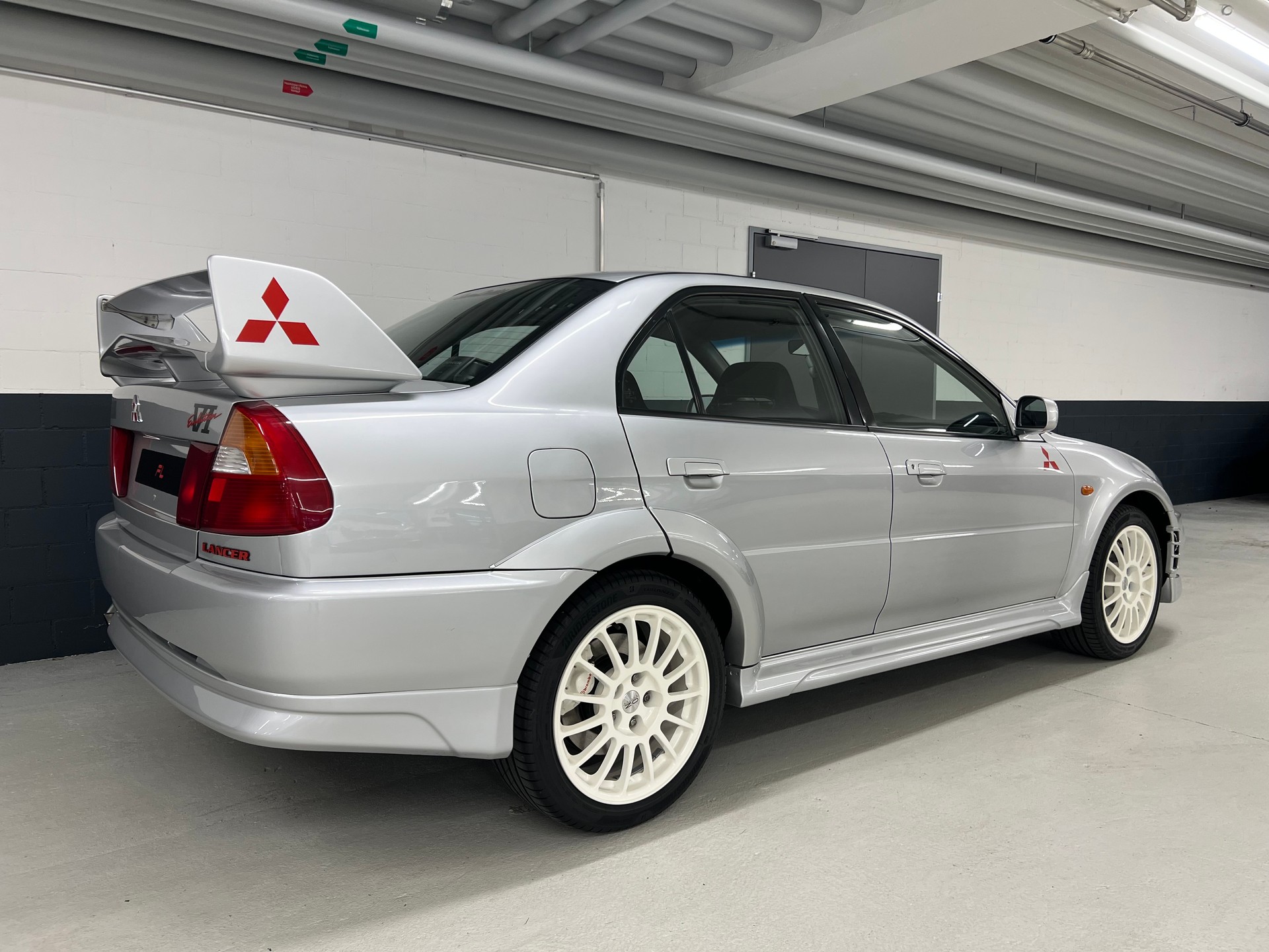 MITSUBISHI Evo VI / 6-image-5