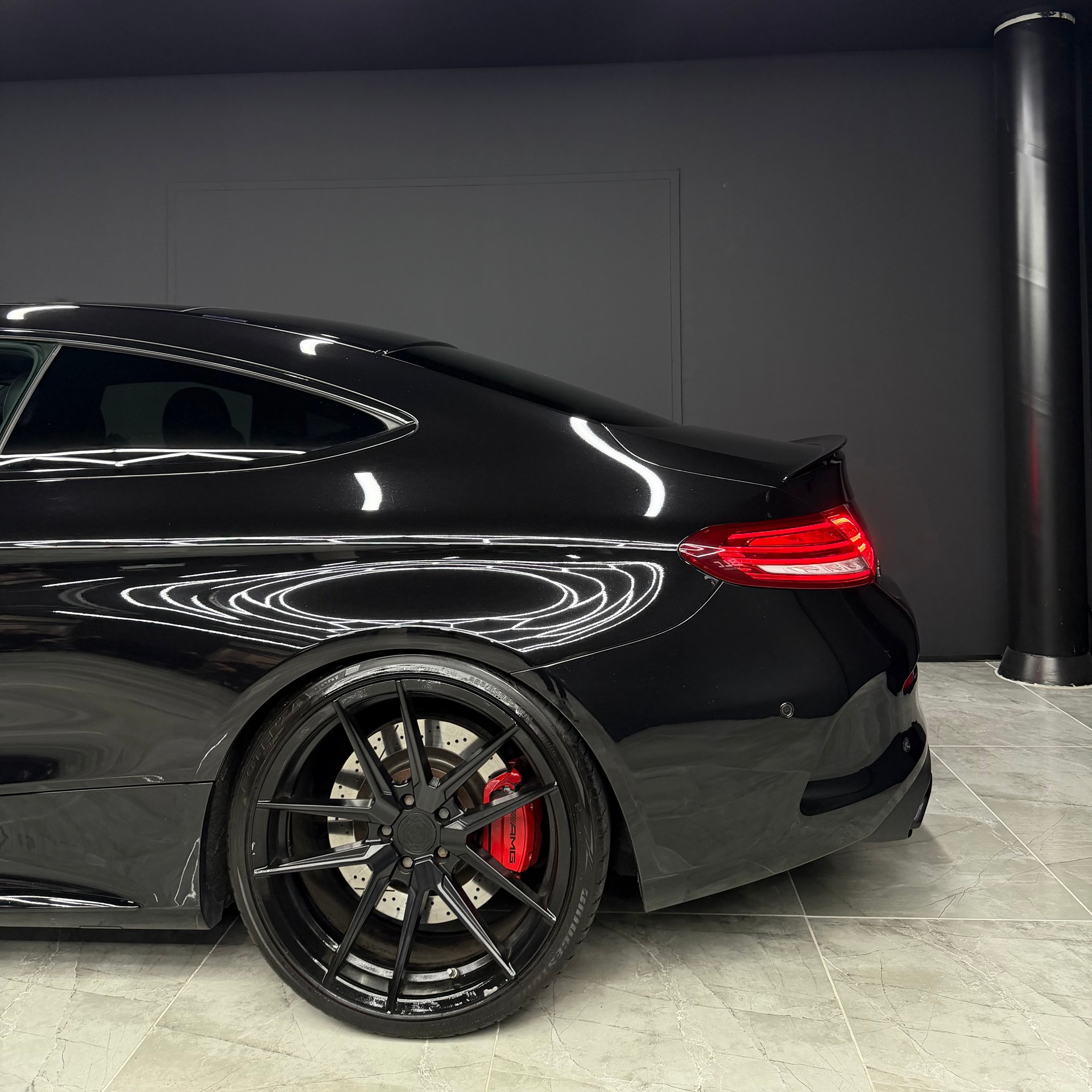 MERCEDES-BENZ C 63 S AMG Speedshift-image-5