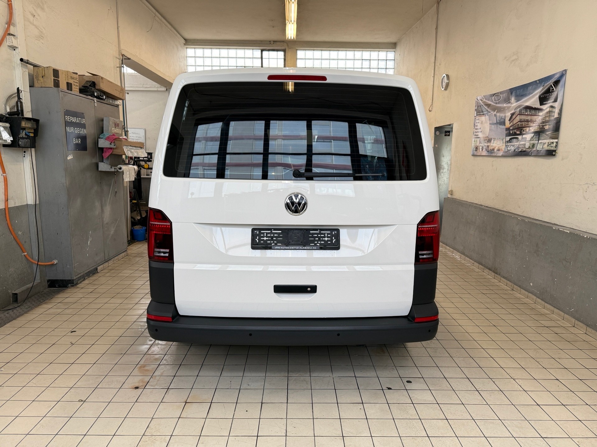 VW T6.1 2.0 TDI DSG-image-3