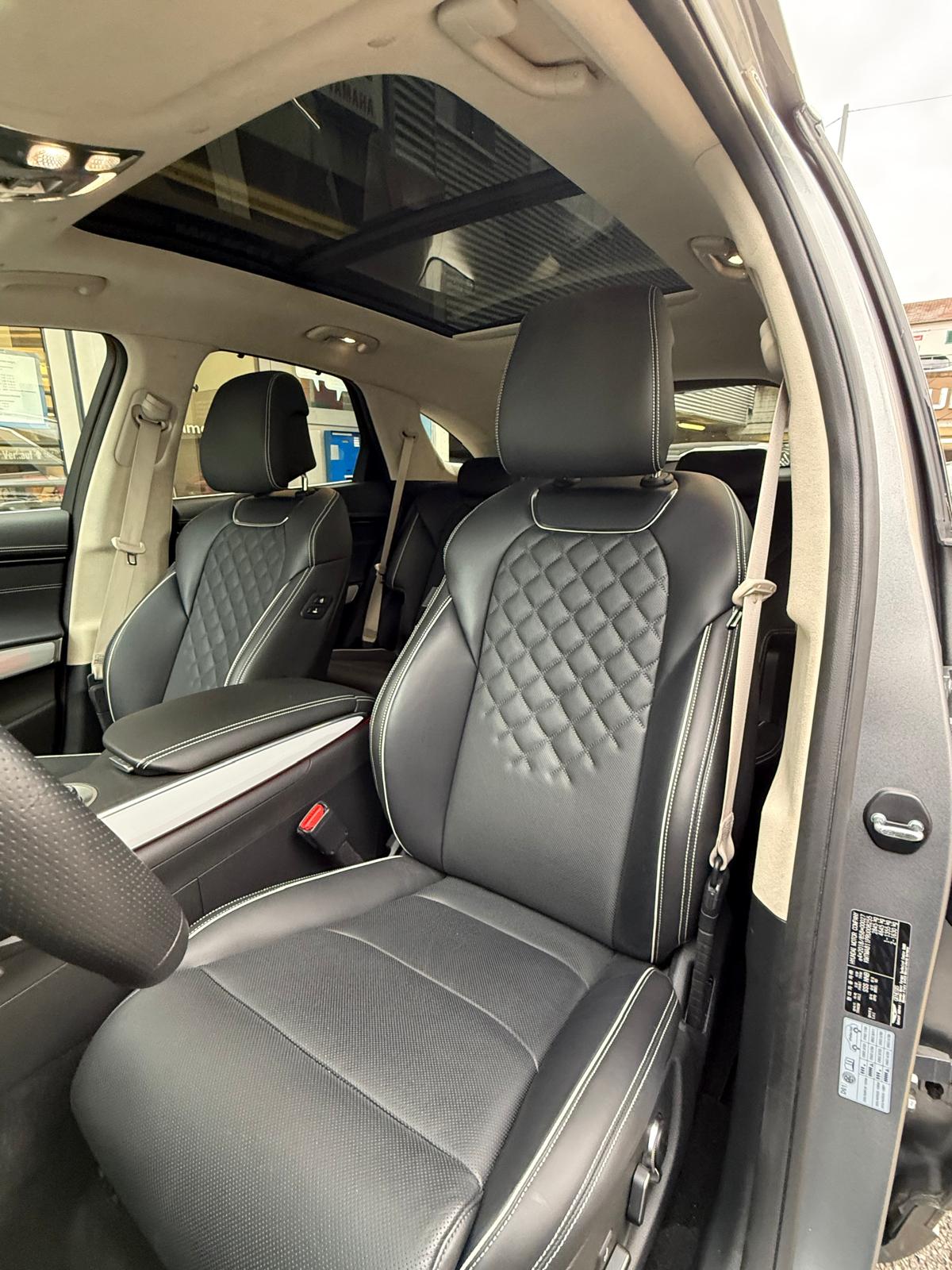 GENESIS GV70 Dual Motor Sport AWD-image-13
