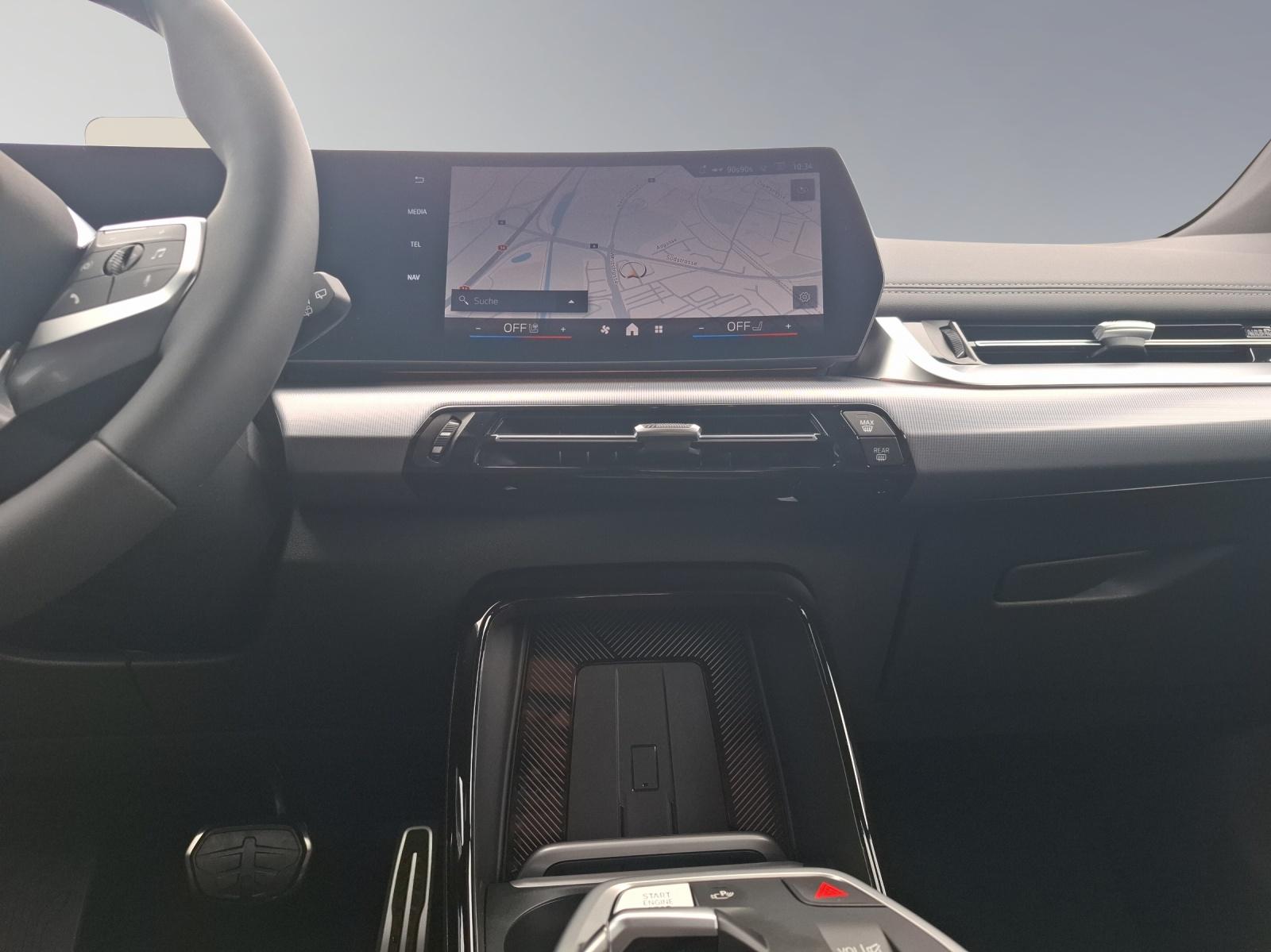 BMW 223i xDrive SDKG Active Tourer-image-9