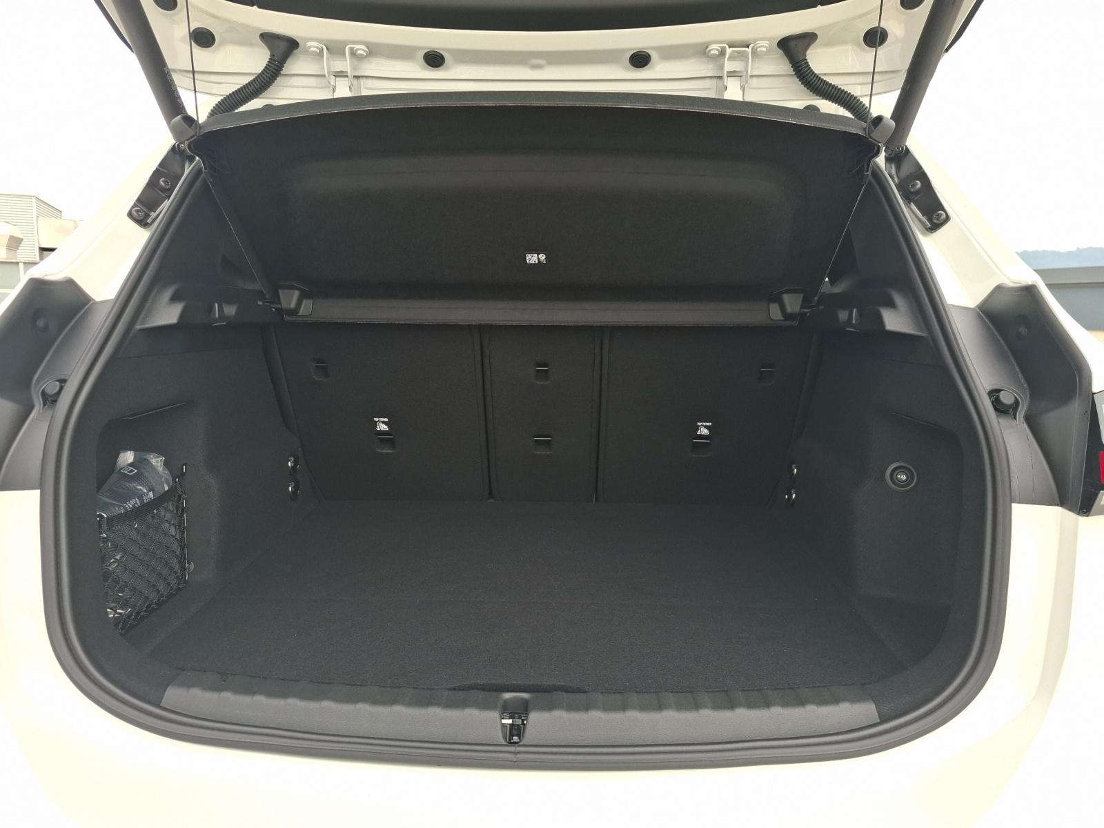 BMW 223i xDrive SDKG Active Tourer-image-14