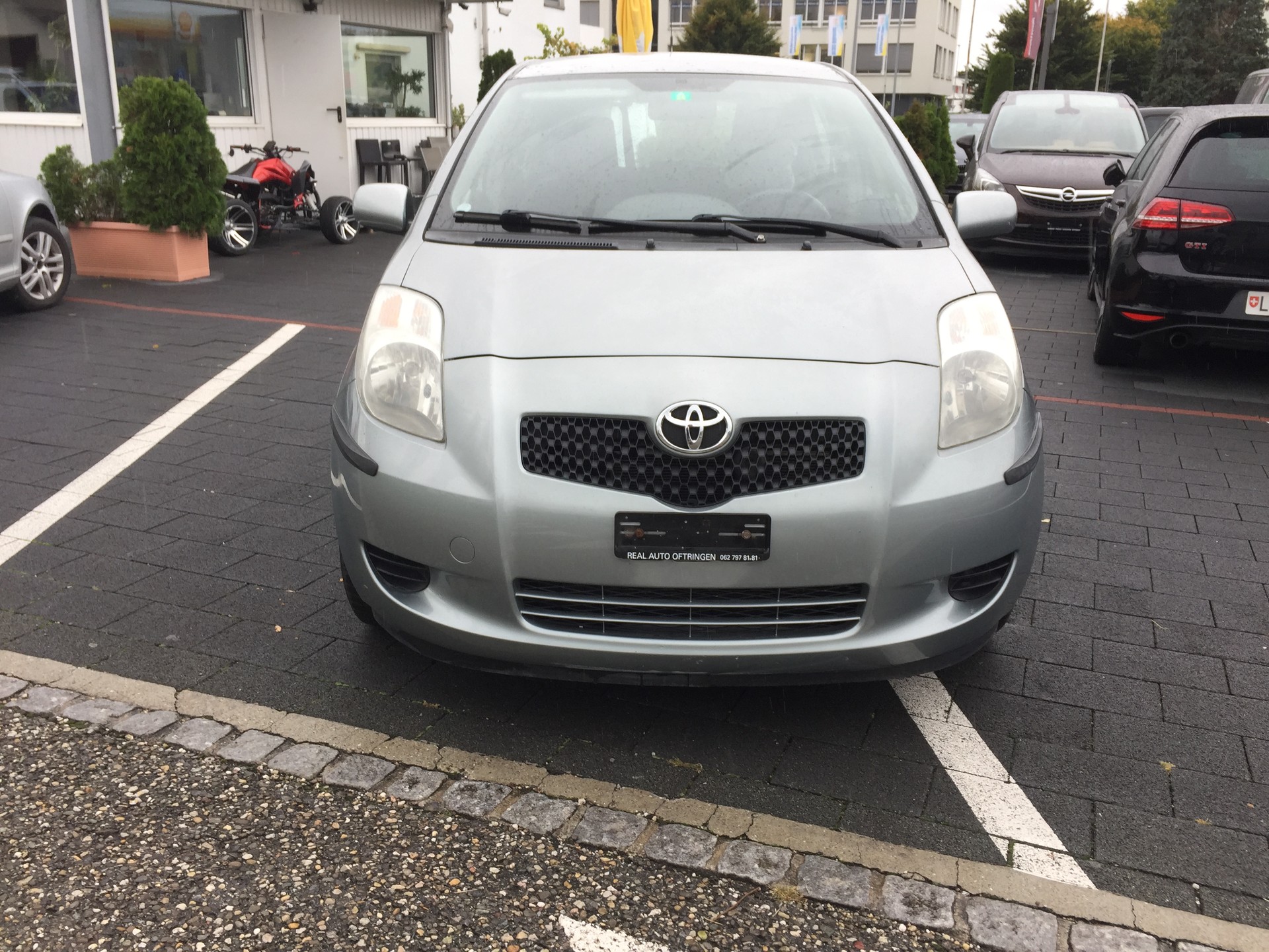 TOYOTA Yaris 1.3 Linea Luna-image-0