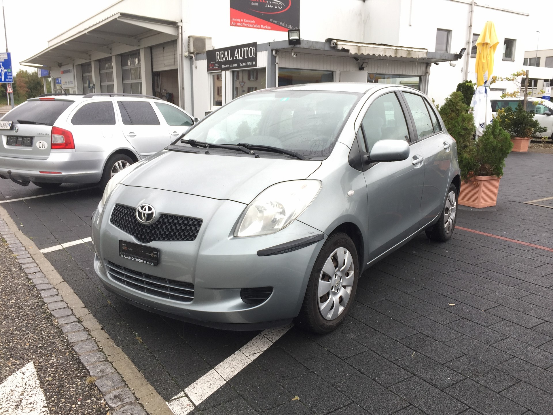 TOYOTA Yaris 1.3 Linea Luna-image-1
