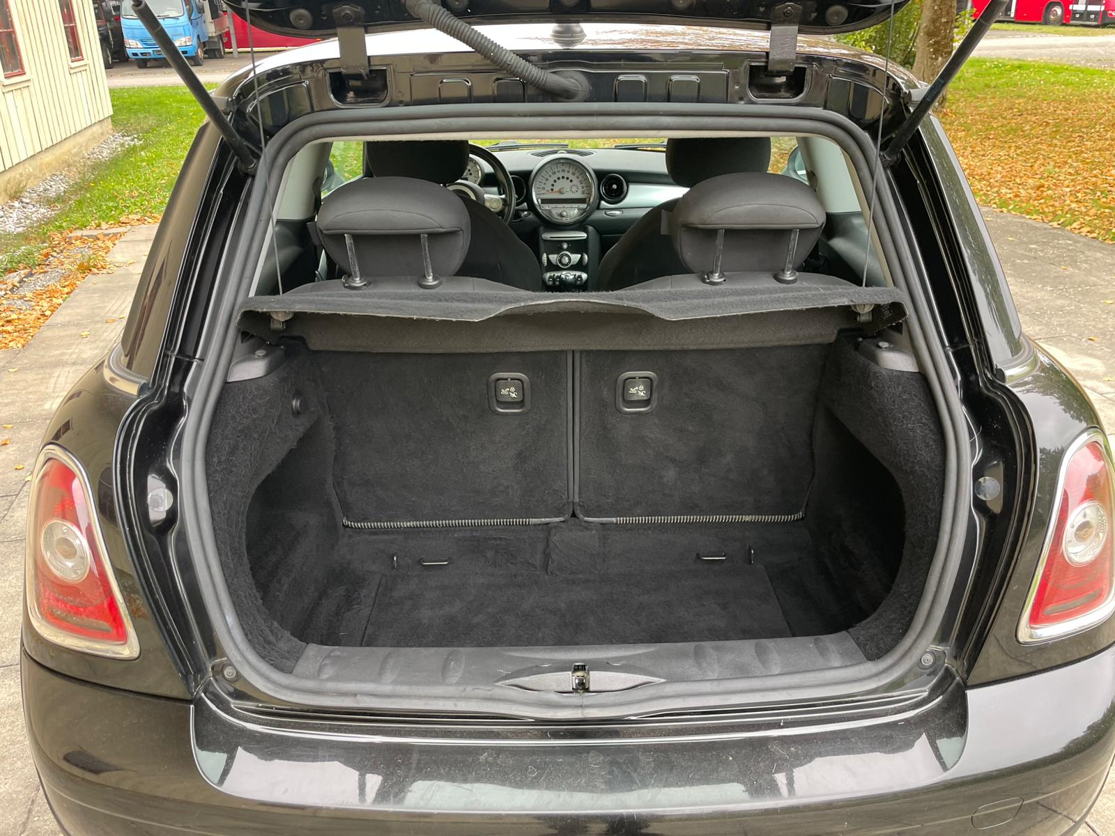MINI Cooper-image-8