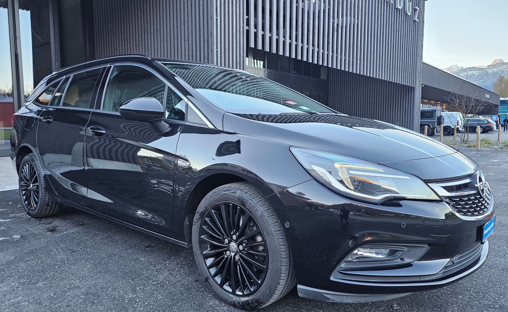 OPEL Astra Sports Tourer 1.6 CDTi ecoF Excellence Autom-image-2