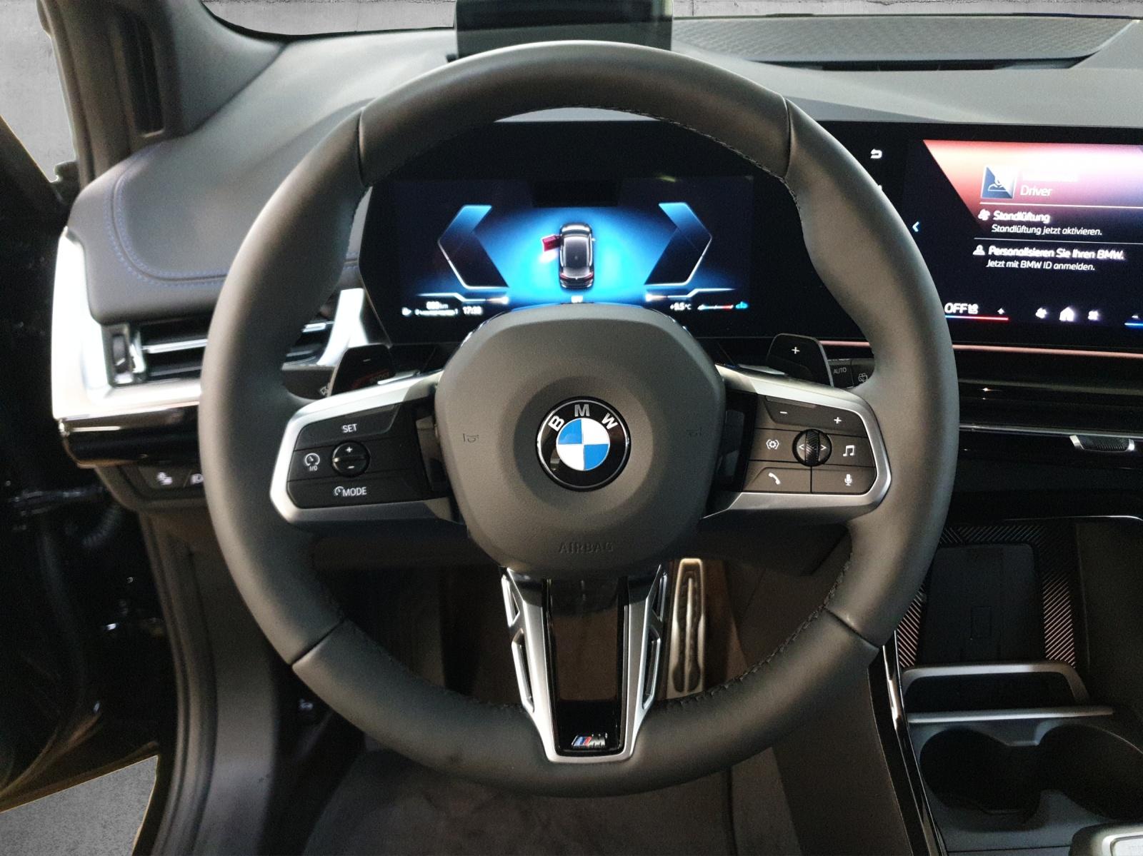 BMW 218d Active Tourer-image-18