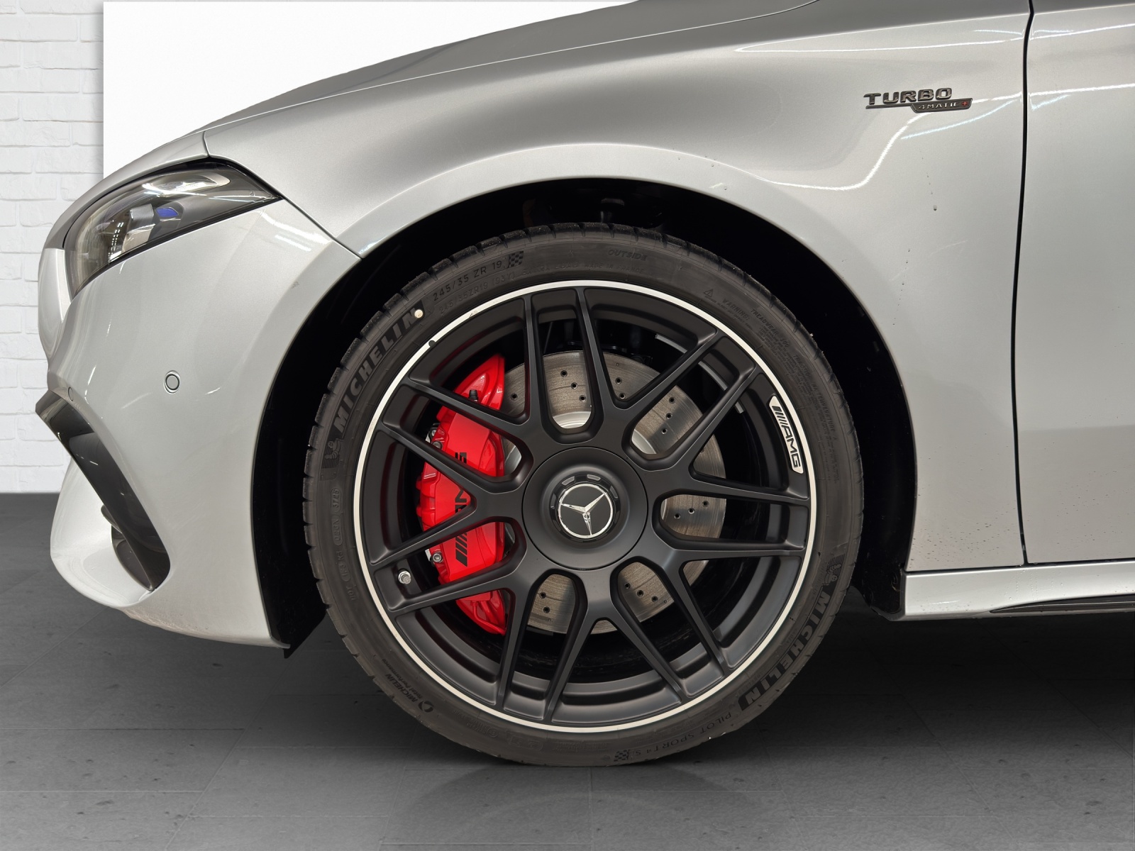 MERCEDES-BENZ AMG A 45 S 4Matic-image-5