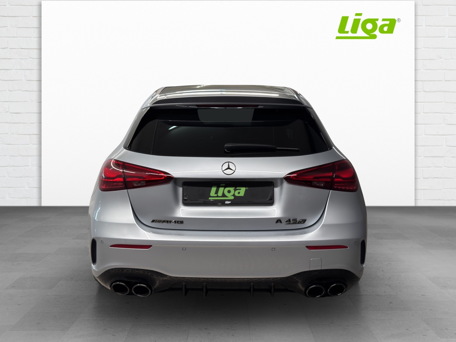 MERCEDES-BENZ AMG A 45 S 4Matic-image-4