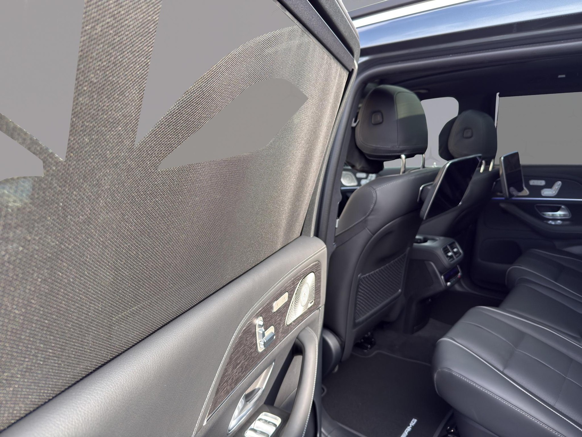 MERCEDES-BENZ GLS 450 d AMG Line 4matic-image-15