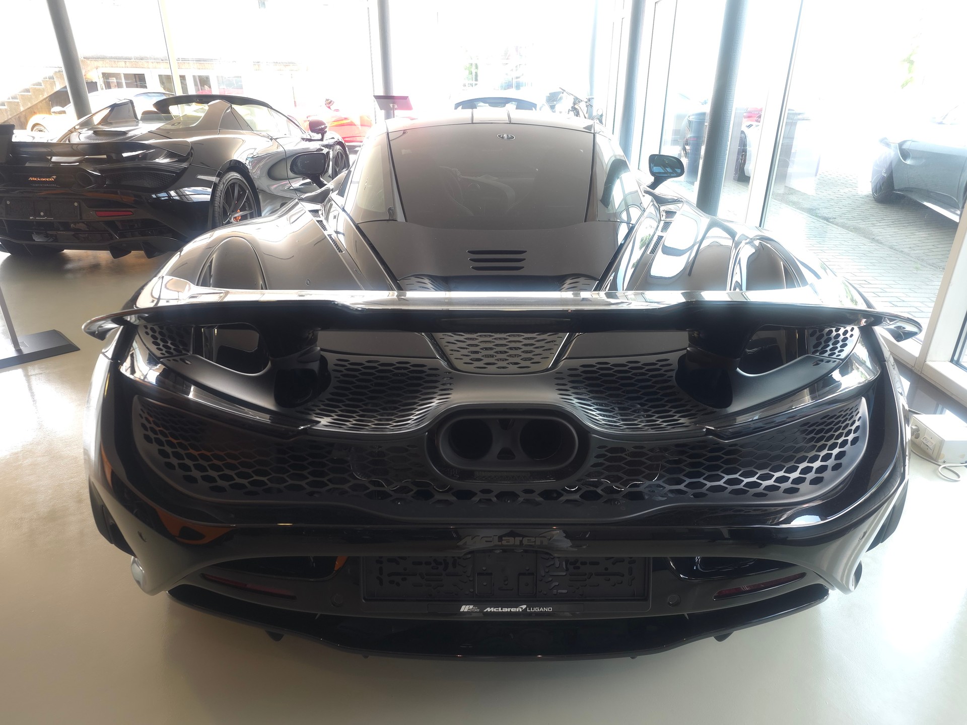 McLAREN 750s MY2026-image-5