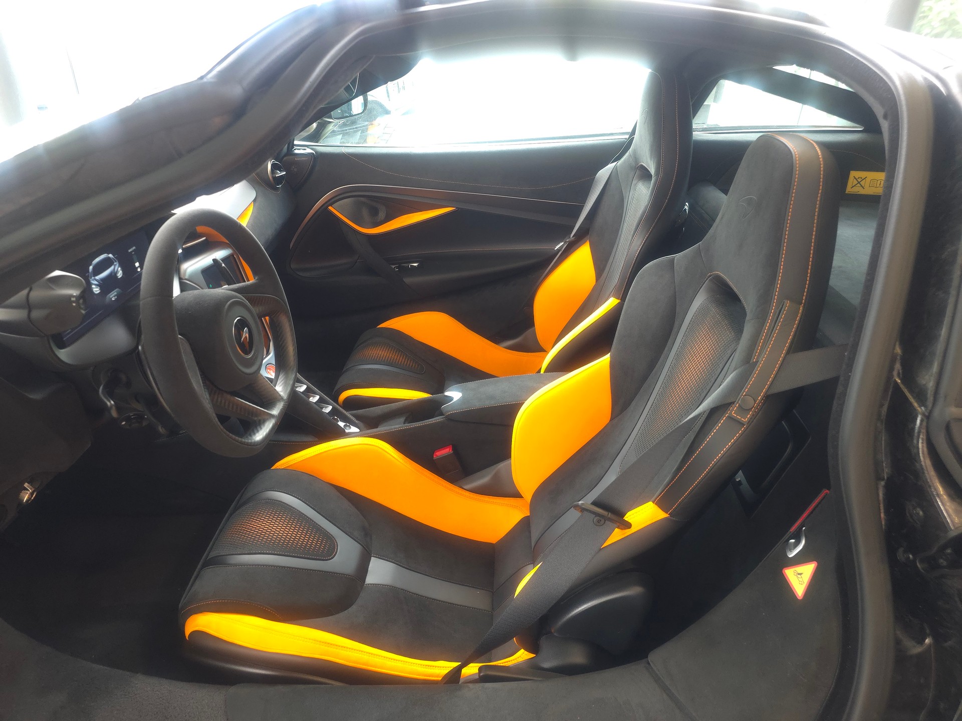 McLAREN 750s MY2026-image-6