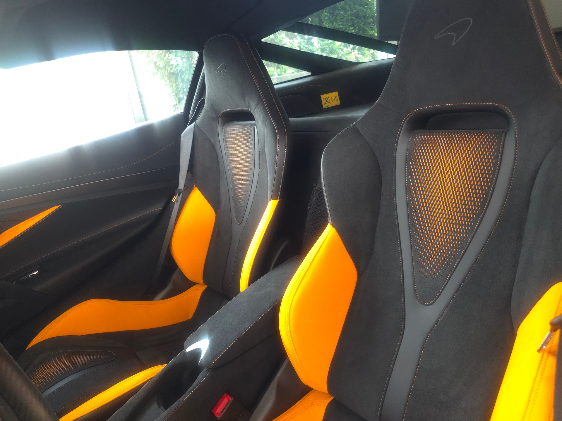 McLAREN 750s MY2026-image-8