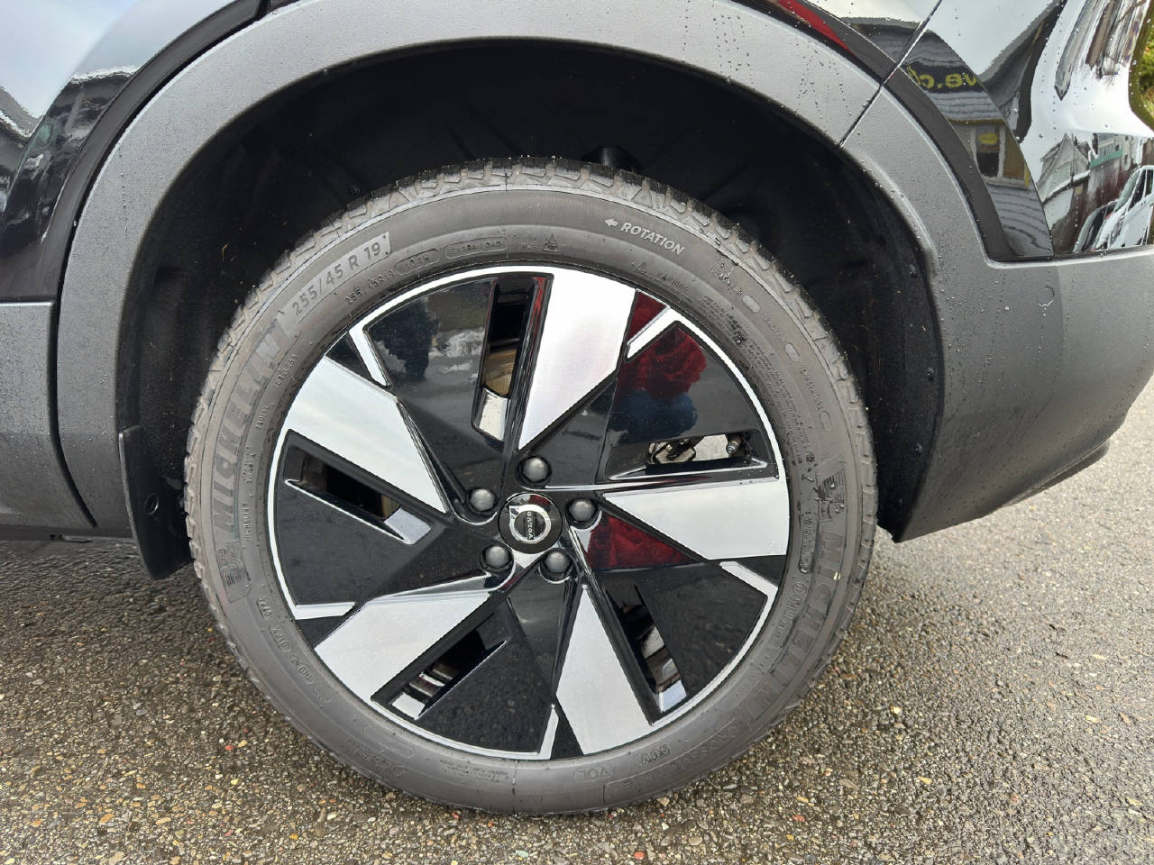 VOLVO EX40 Twin Ultra AWD-image-14