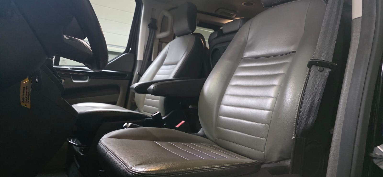 FORD Tourneo Custom 310 L1H1 Titanium SelectShift A-image-8
