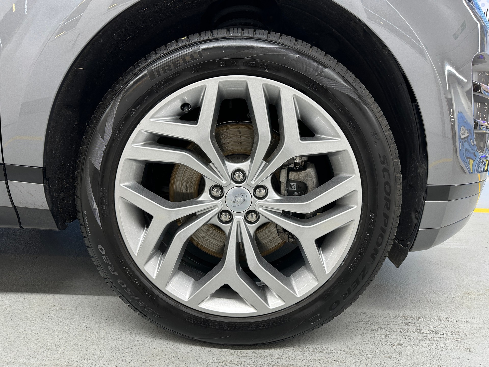 LAND ROVER Range Rover Evoque R-Dynamic P 200 SE AT9-image-6