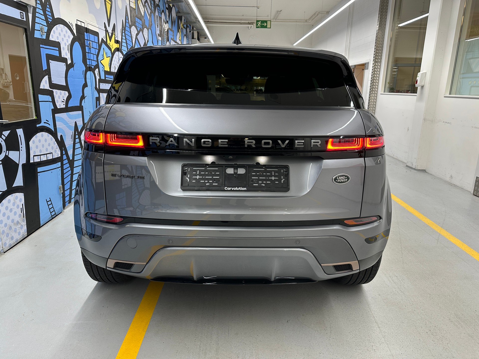LAND ROVER Range Rover Evoque R-Dynamic P 200 SE AT9-image-4