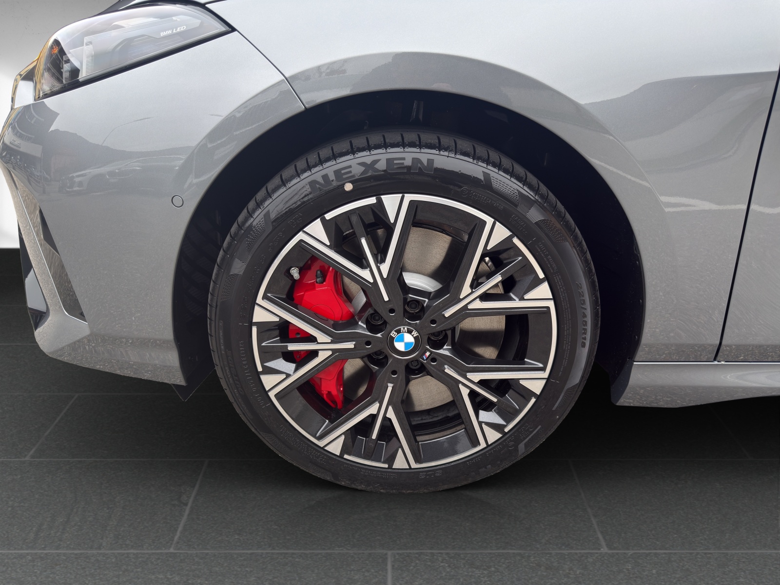 BMW 123 xDrive M Sport Pro Steptronic-image-8