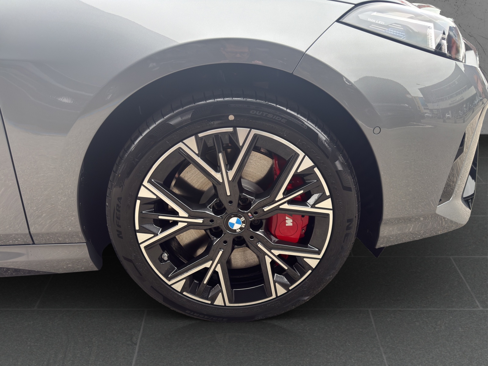 BMW 123 xDrive M Sport Pro Steptronic-image-9