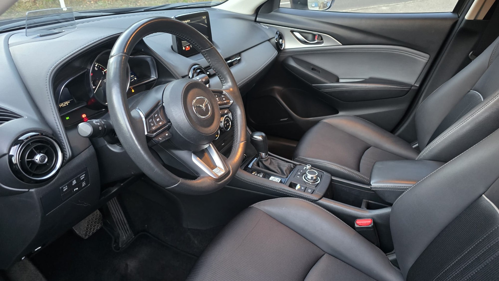 MAZDA CX-3 SKYACTIV-G 150 Revolution AWD Automat-image-12