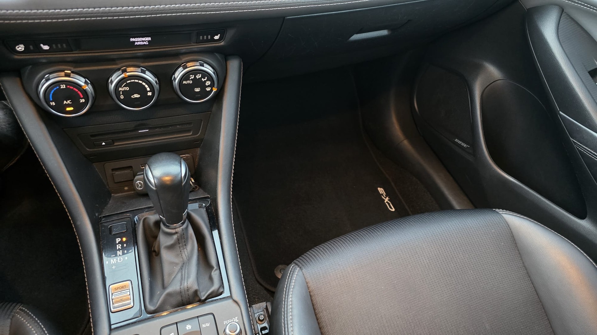 MAZDA CX-3 SKYACTIV-G 150 Revolution AWD Automat-image-9